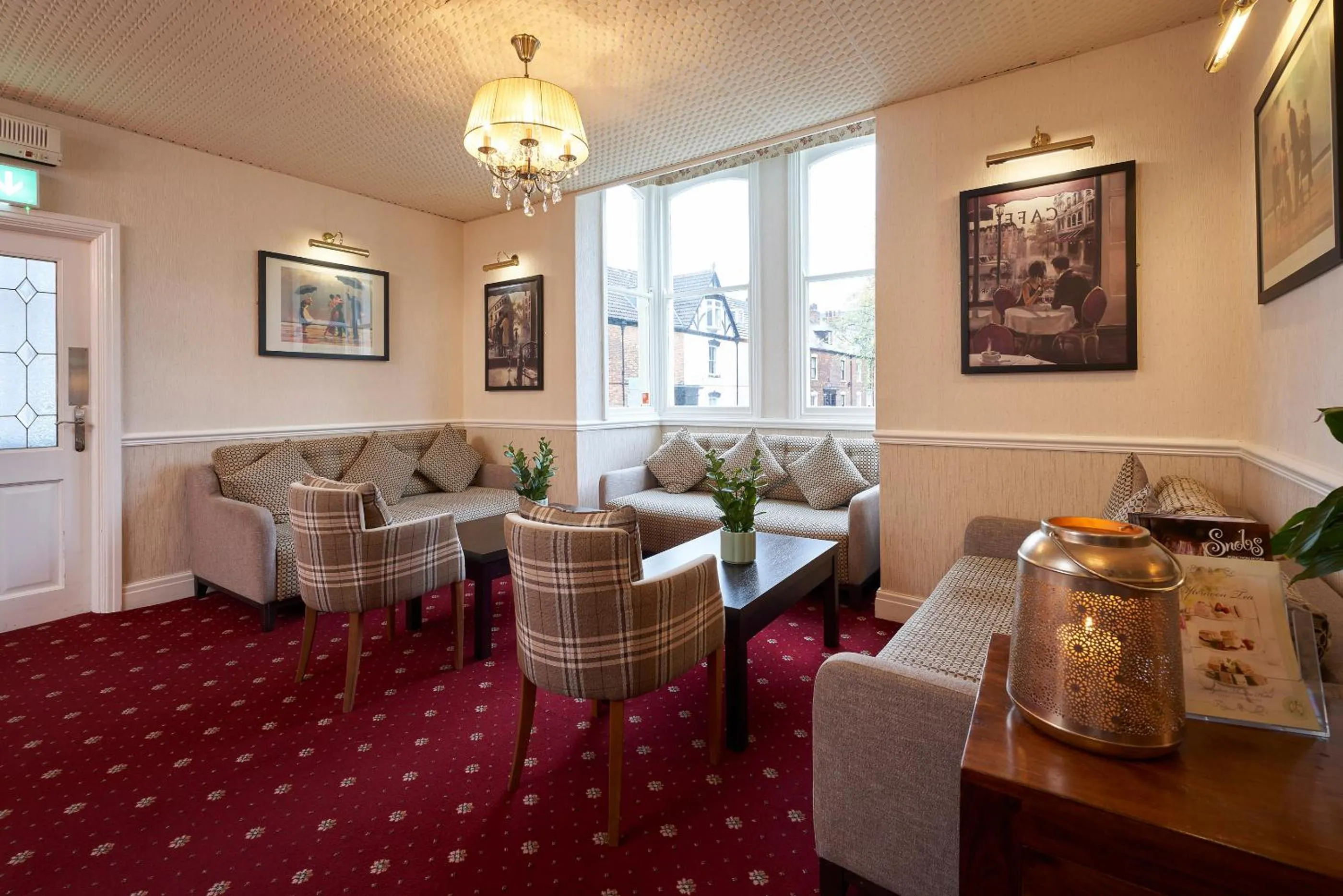 Property building in Kingston Theatre Hotel