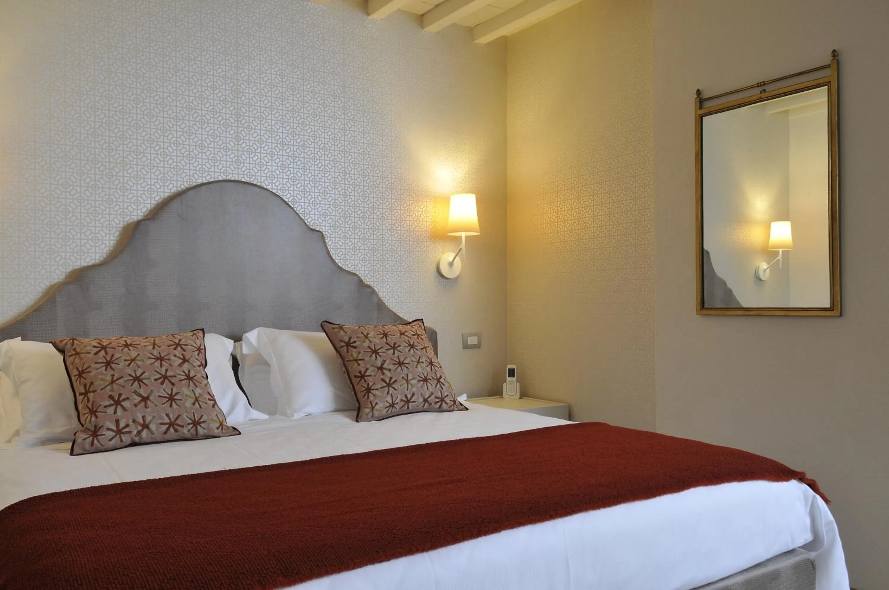 Photo of the whole room, Bed in Canto degli Aranci