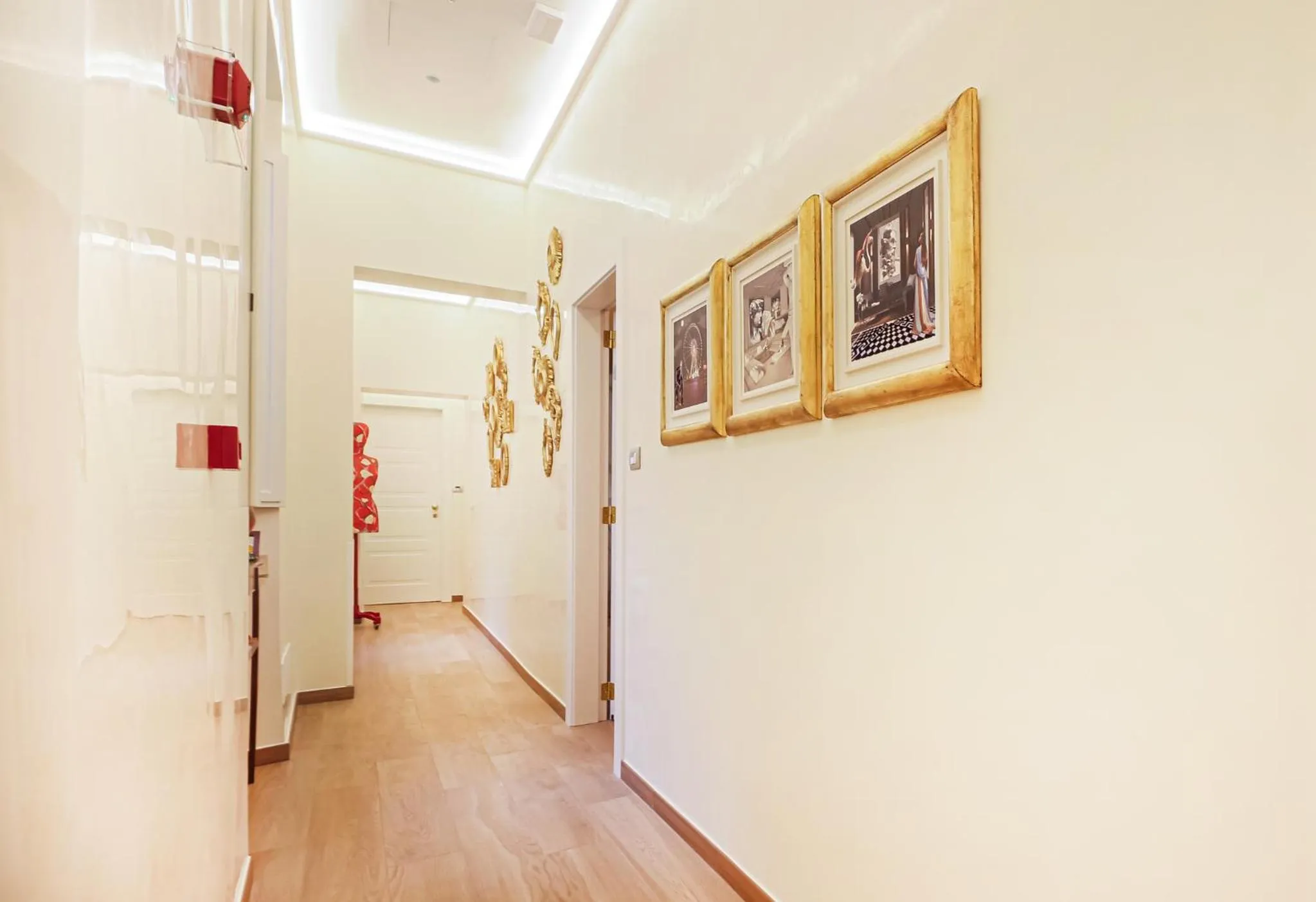 Decorative detail in Canto degli Aranci