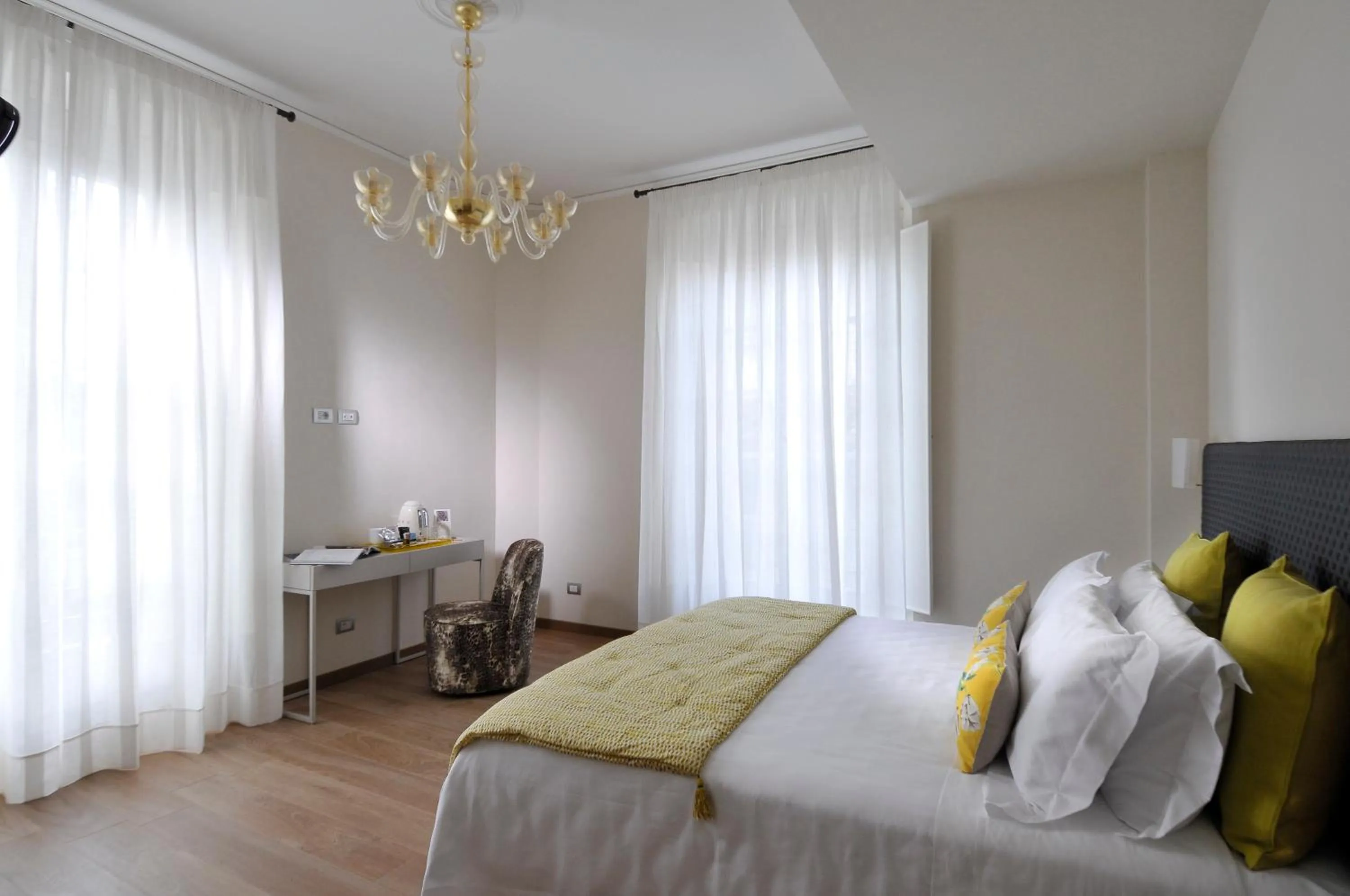 Photo of the whole room, Bed in Canto degli Aranci