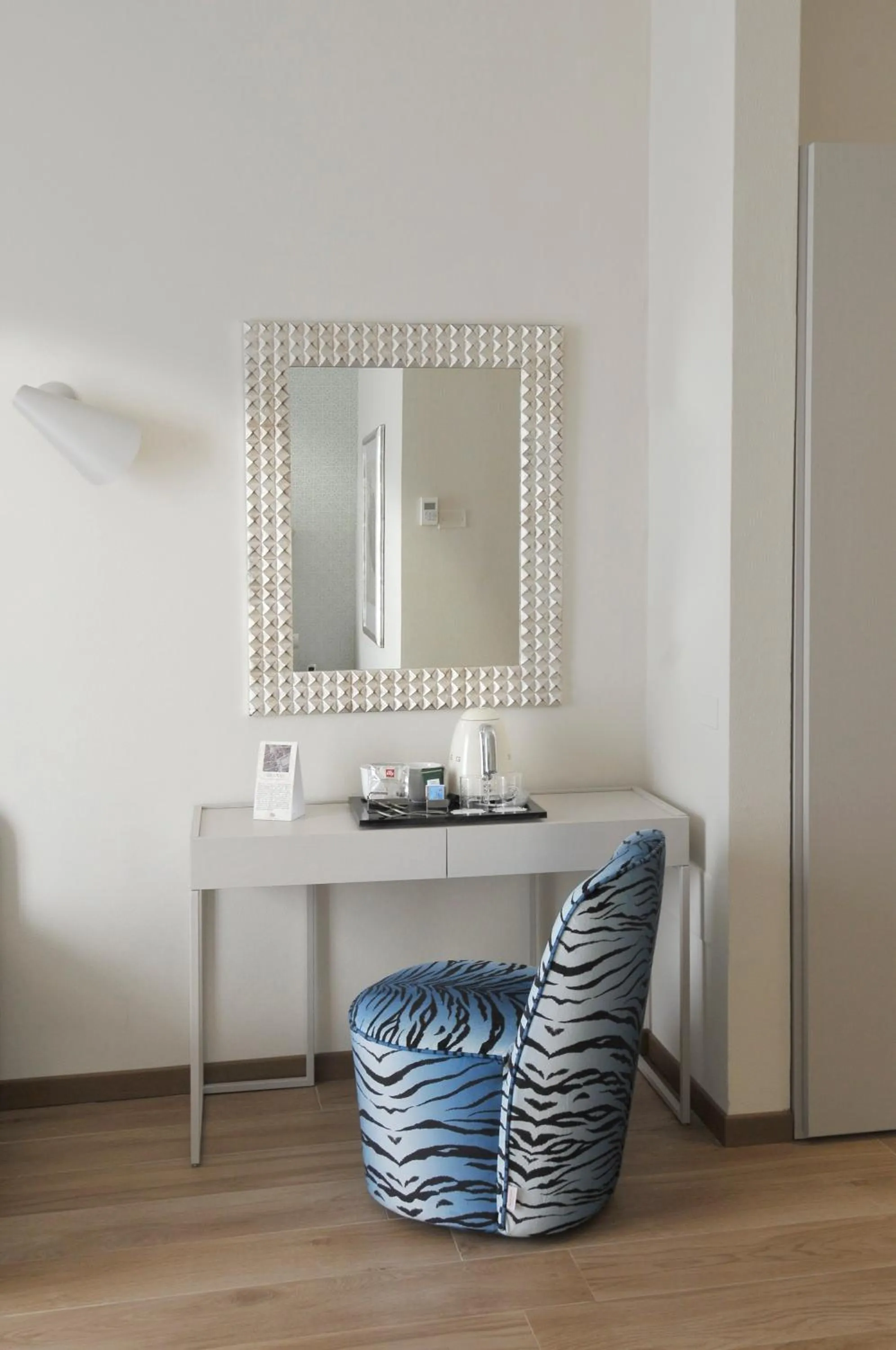 Coffee/tea facilities in Canto degli Aranci