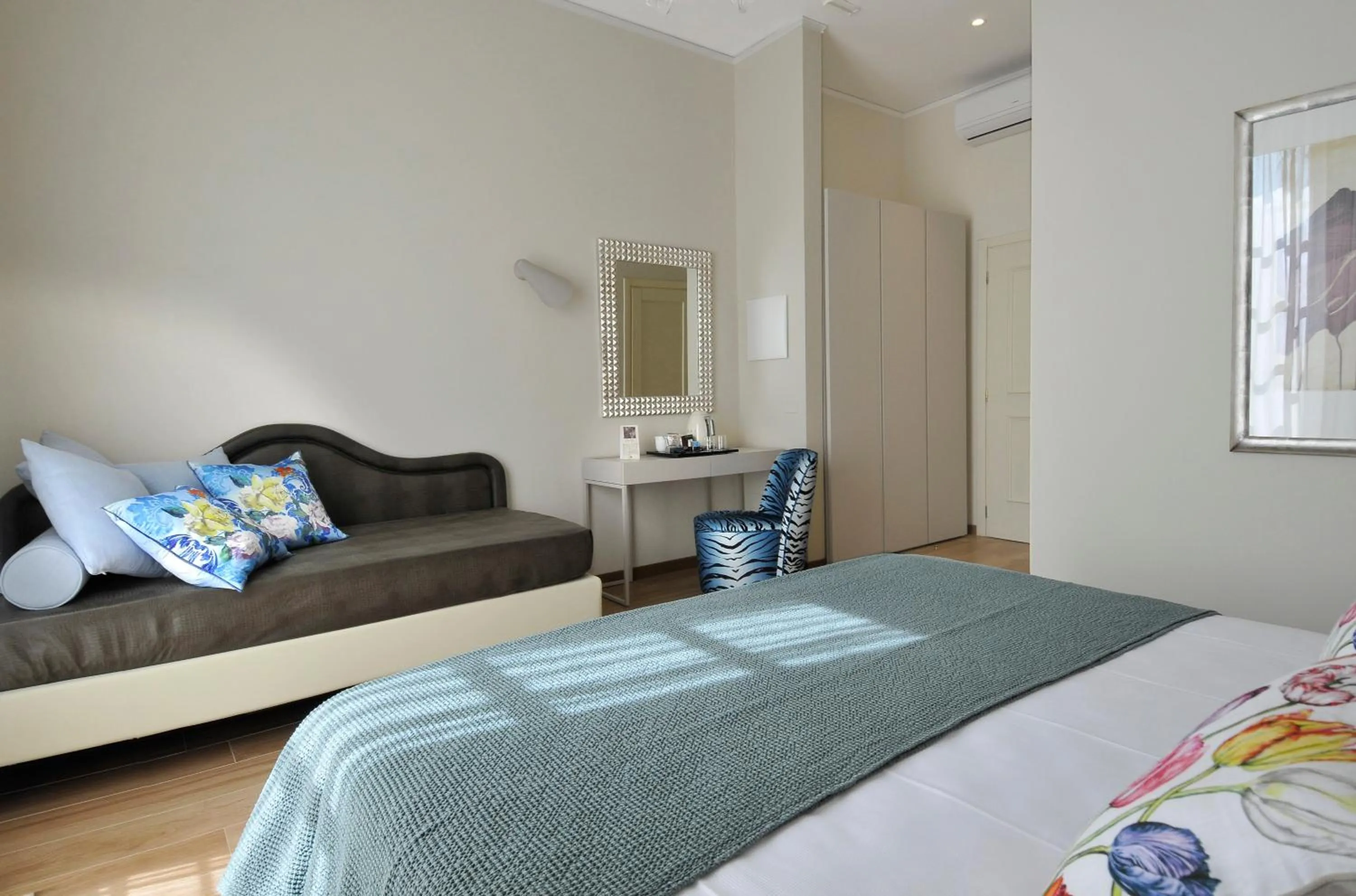 Photo of the whole room, Bed in Canto degli Aranci