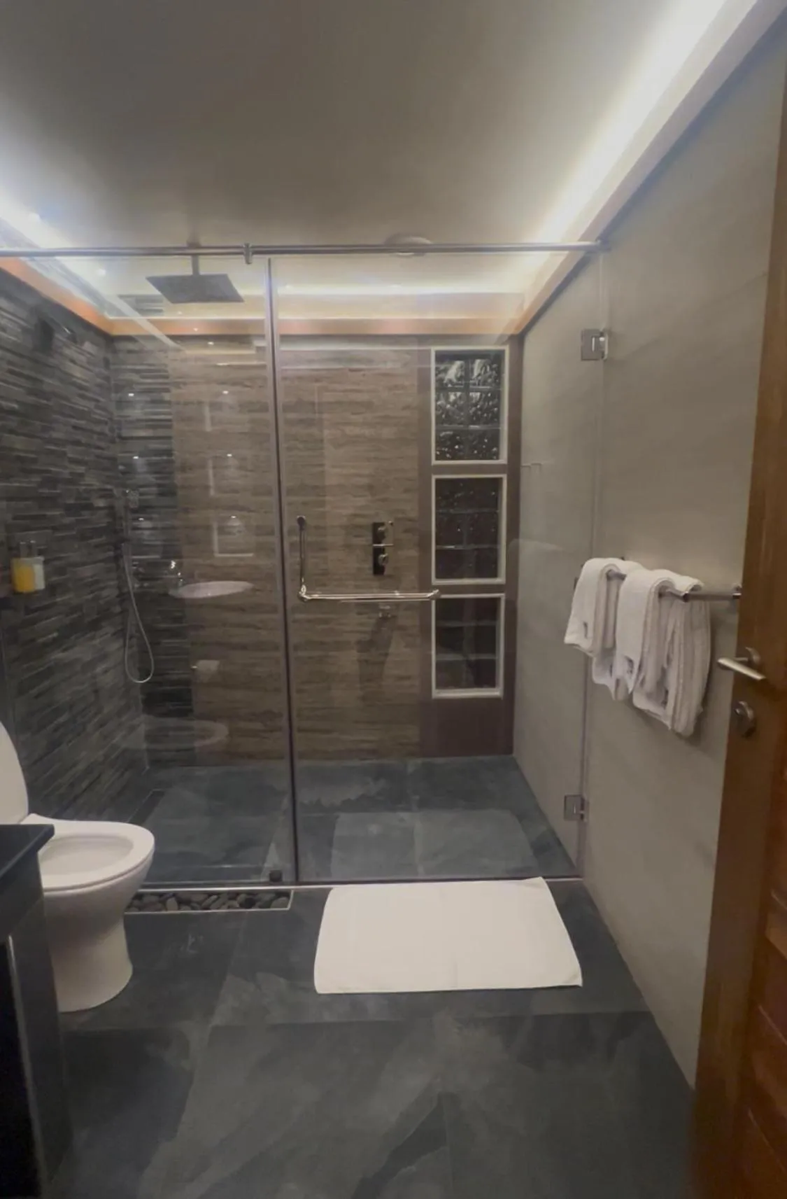 Bathroom in Ameg Lodge Kilimanjaro