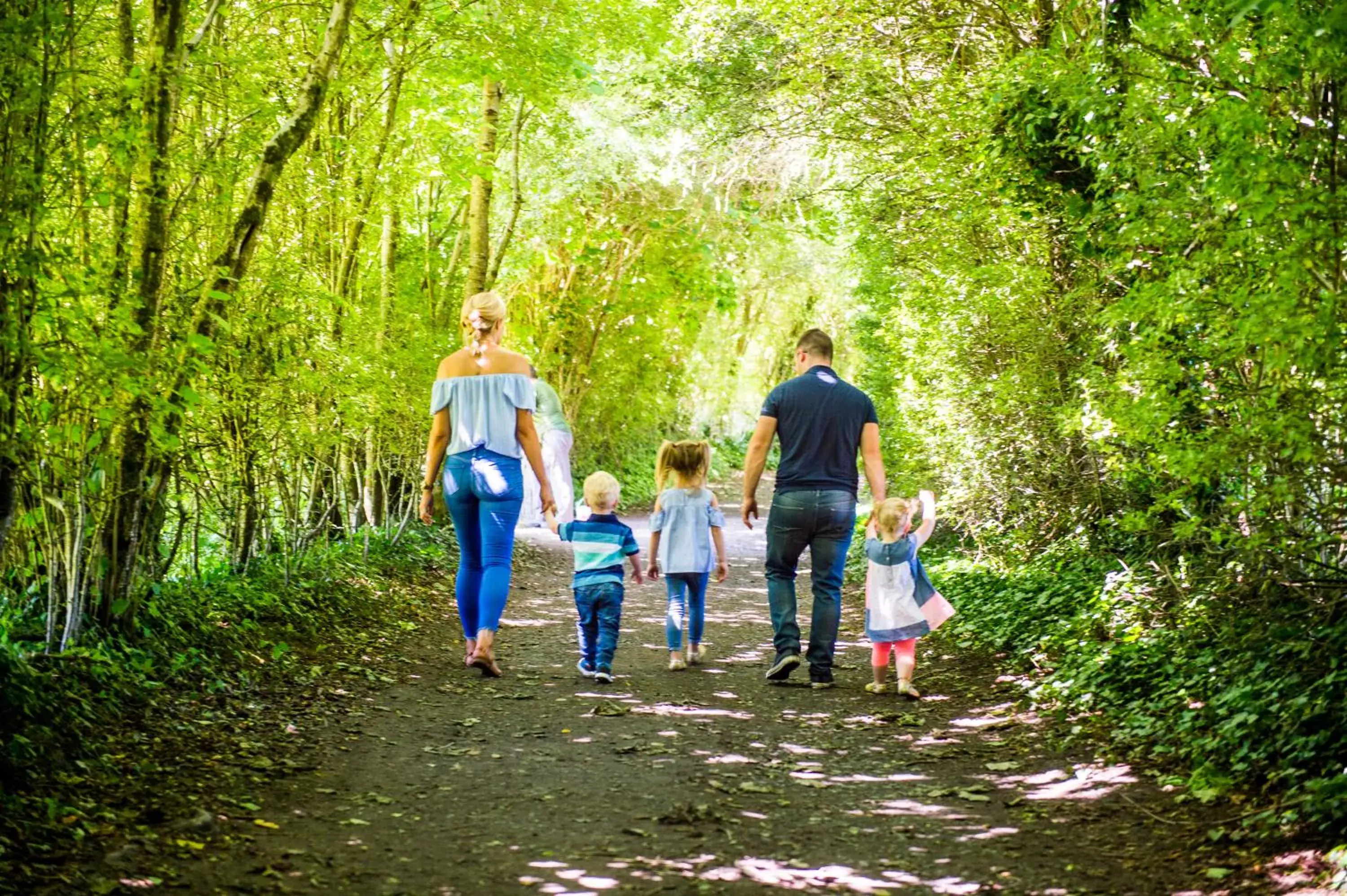 Family Room with Private Bathroom in Treacys Oakwood Hotel, Shannon Family Room with Private Bathroom in Treacys Oakwood Hotel, Shannon