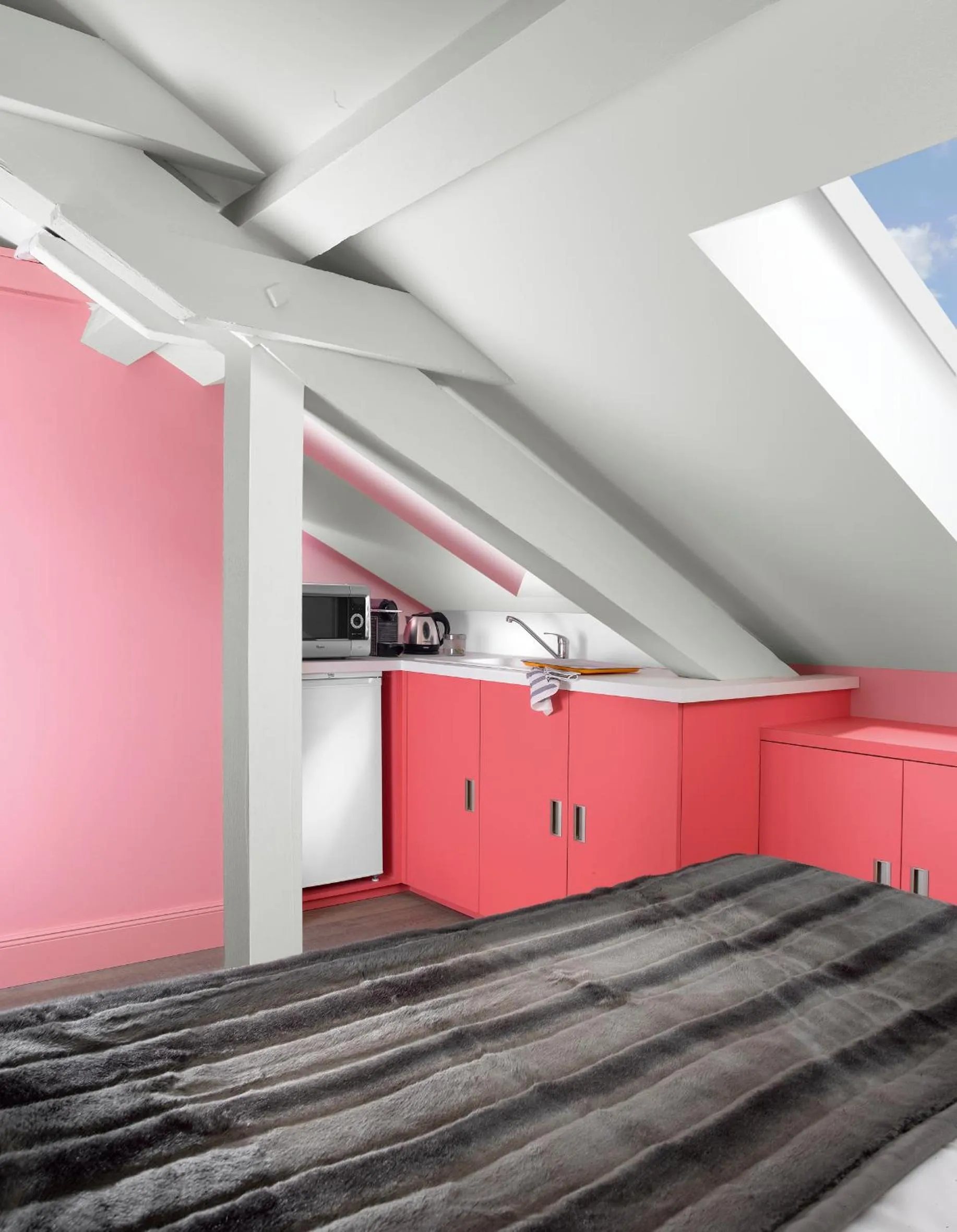 Coffee/tea facilities in Le Moon