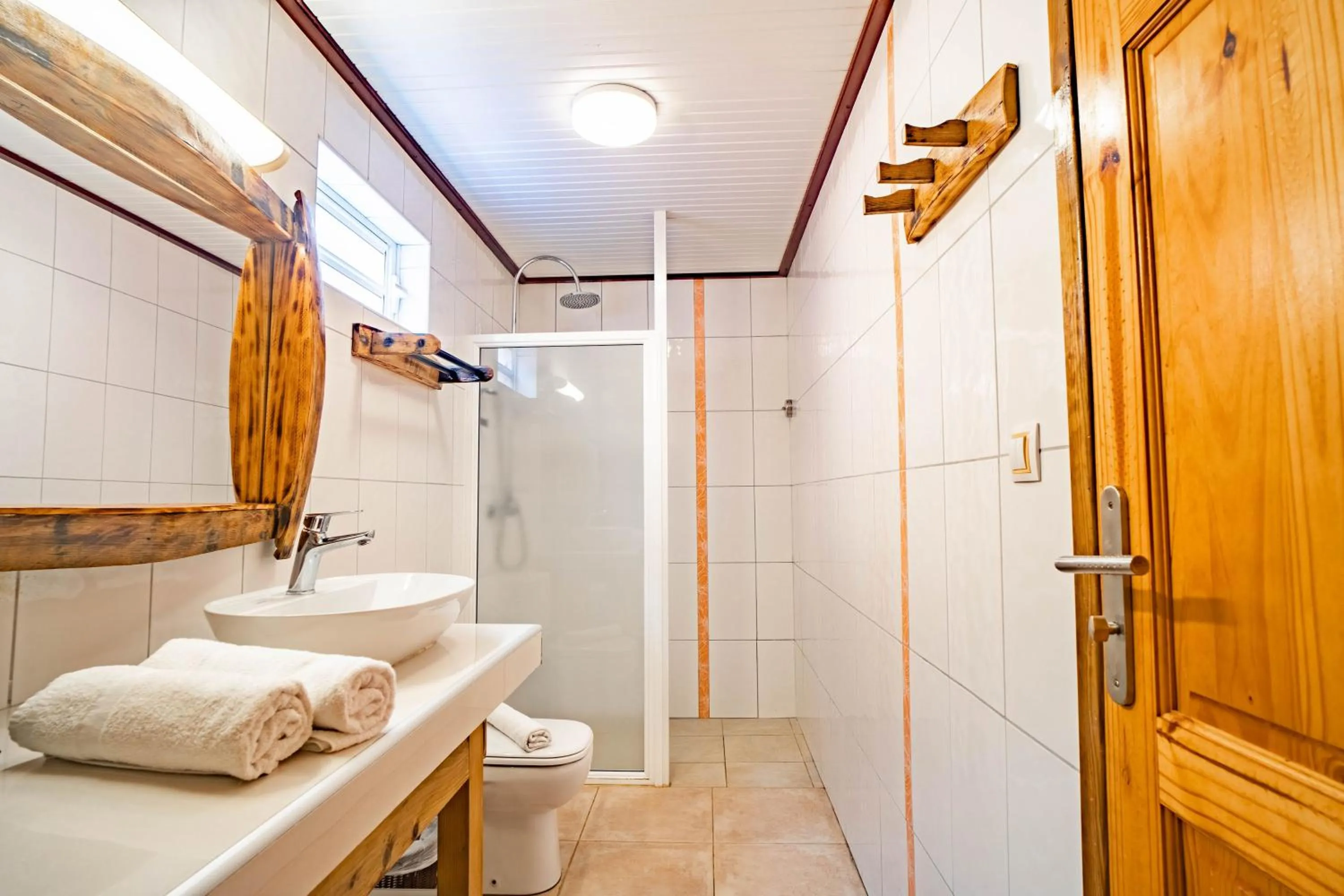 Shower in Hotel Bambou