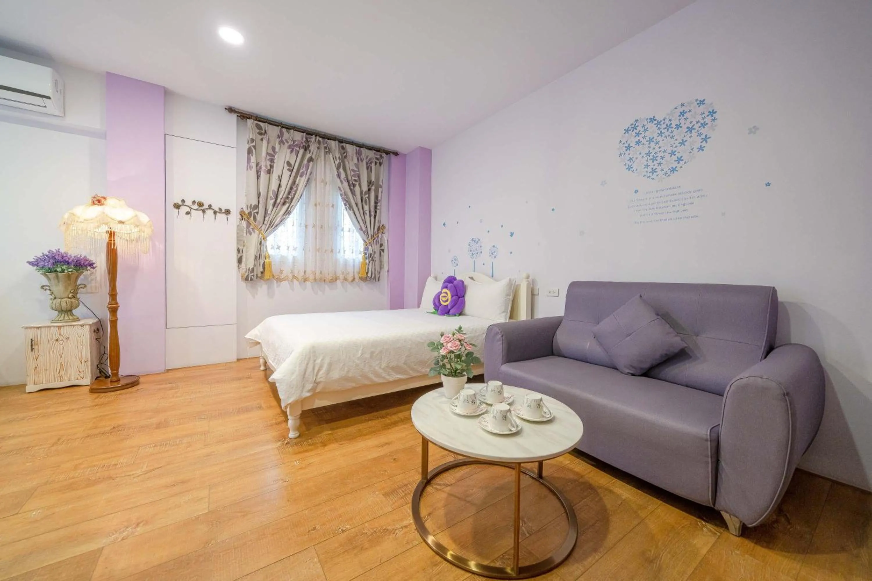 Bed in Aurora Castle