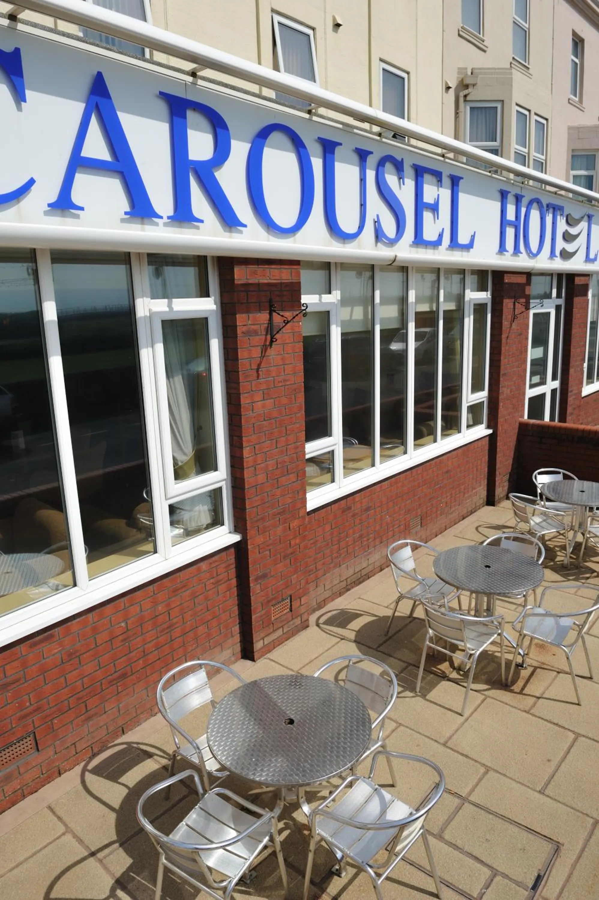 Facade/entrance in Carousel Hotel