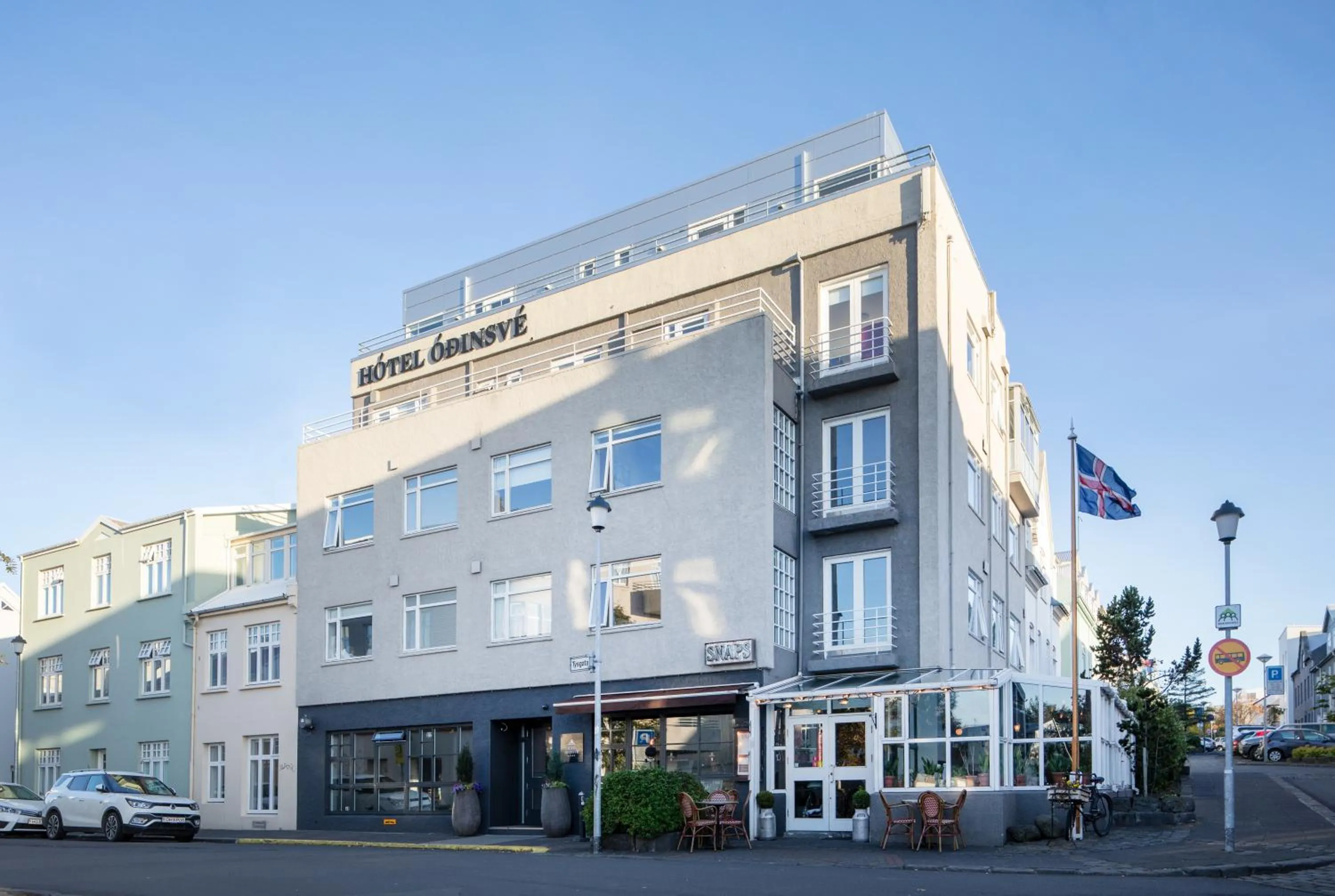 Property building in Hotel Ódinsvé