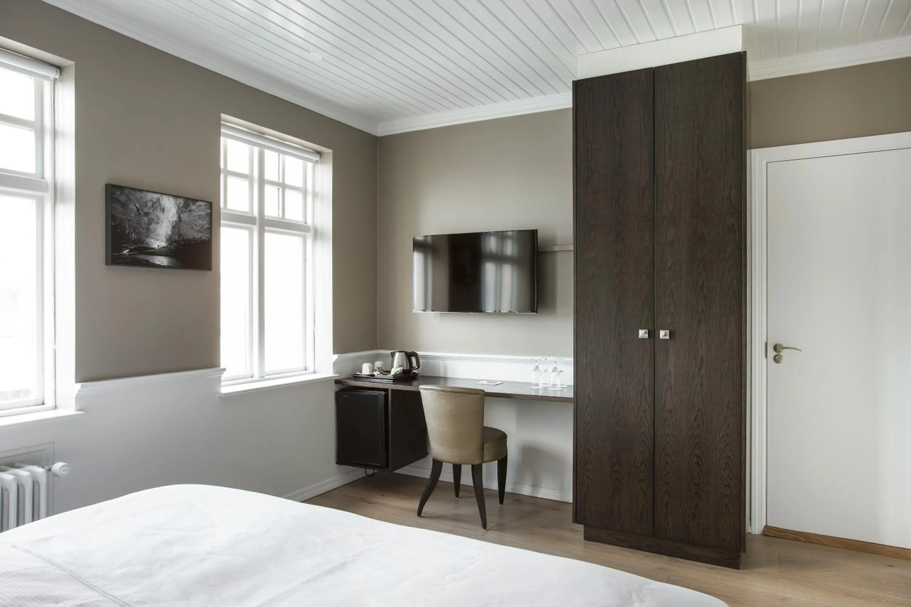 Decorative detail, Bed in Hotel Ódinsvé