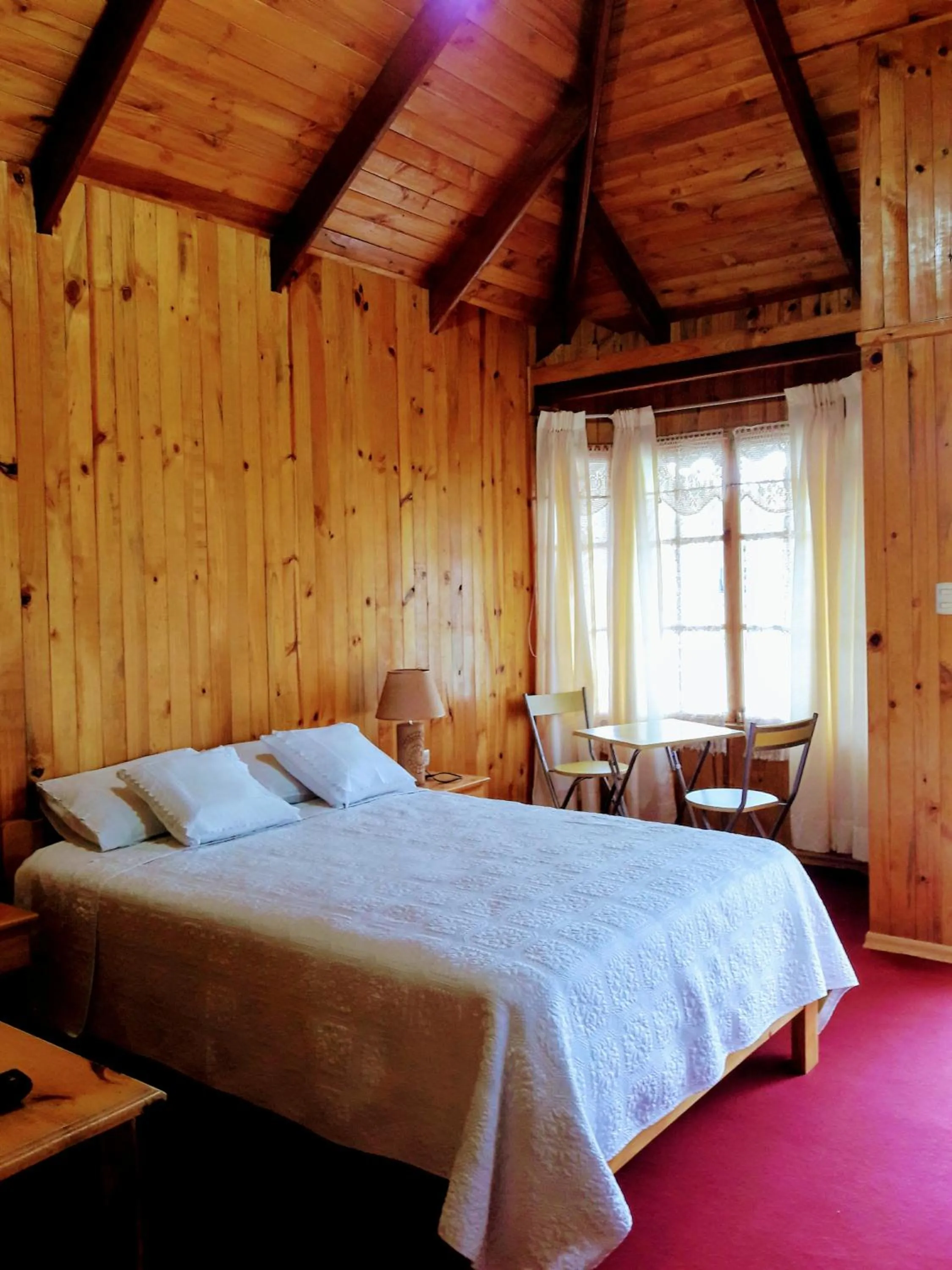 Photo of the whole room, Bed in Cemayu Lodge