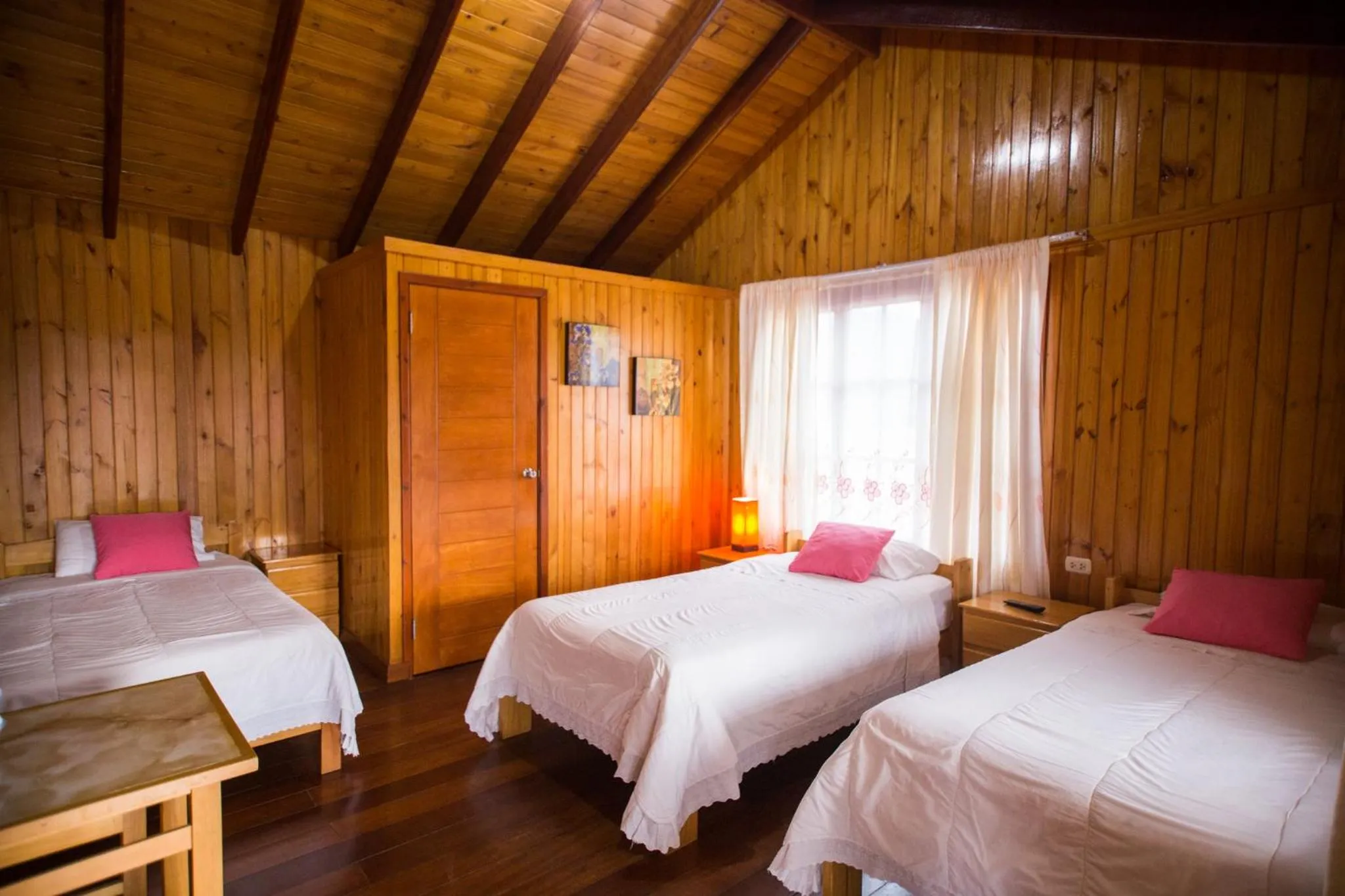Photo of the whole room, Bed in Cemayu Lodge