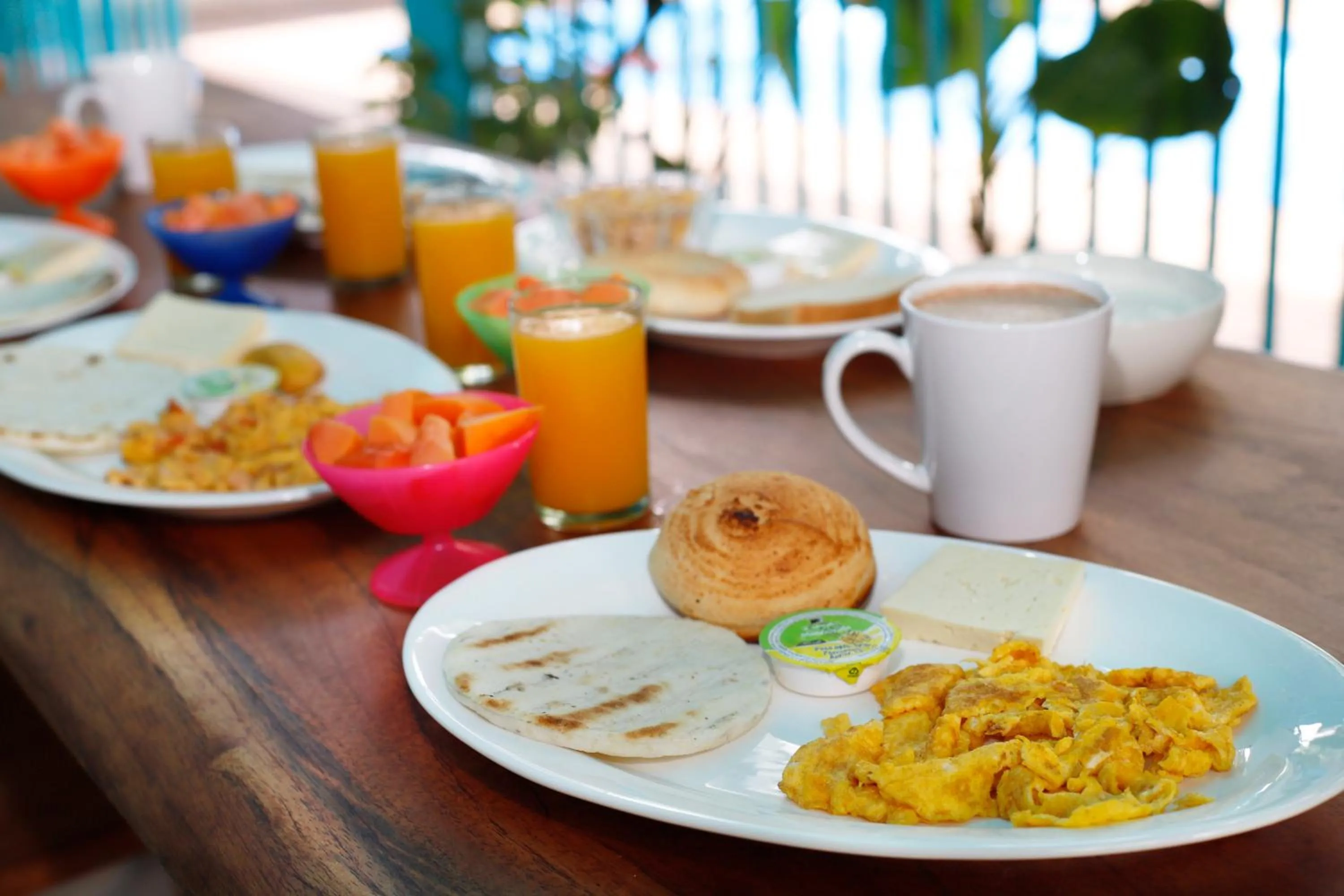 Food and drinks in Casa de las Dos Palmas