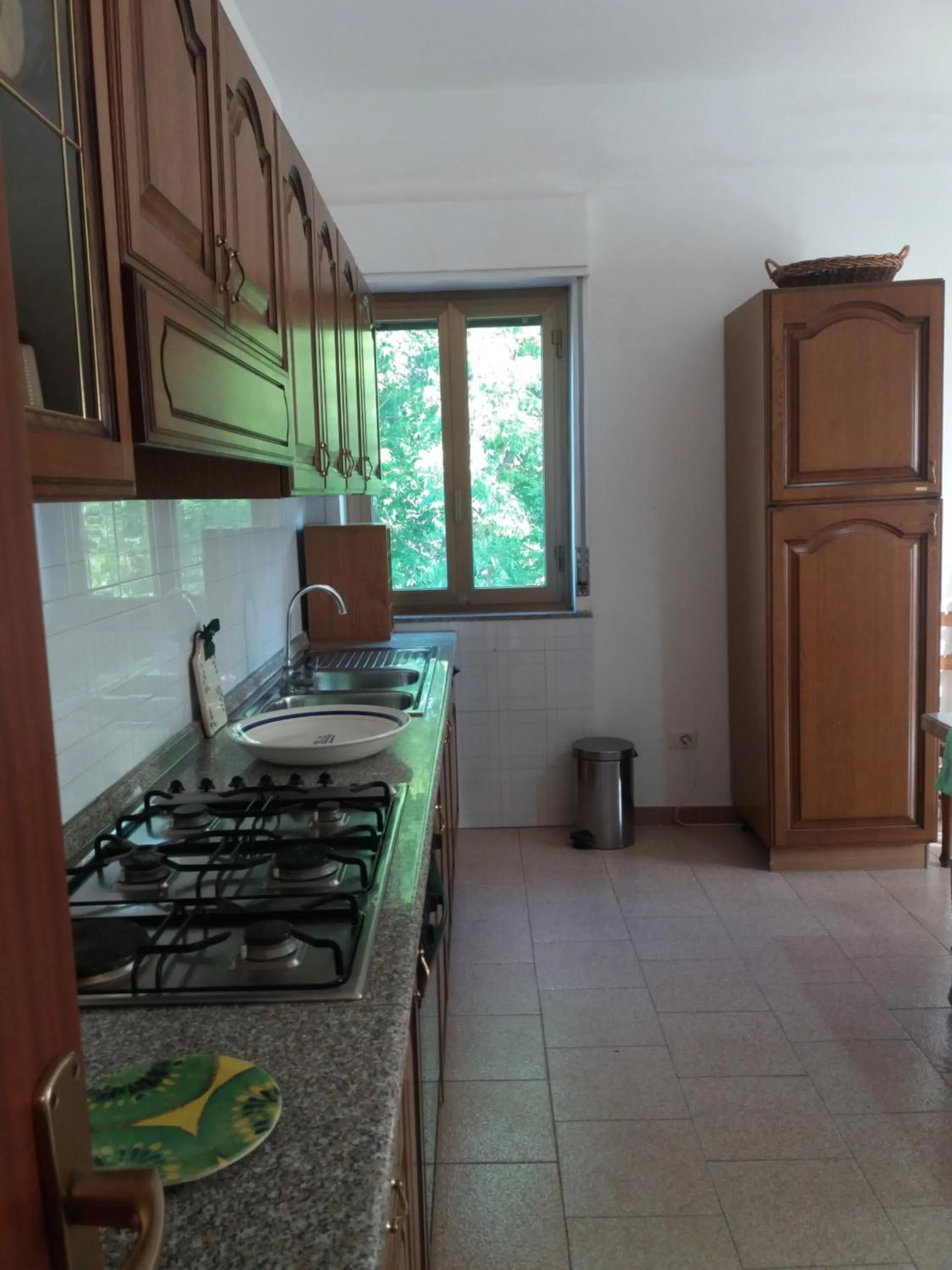 Kitchen or kitchenette in Casa Fronte Gole Alcantara