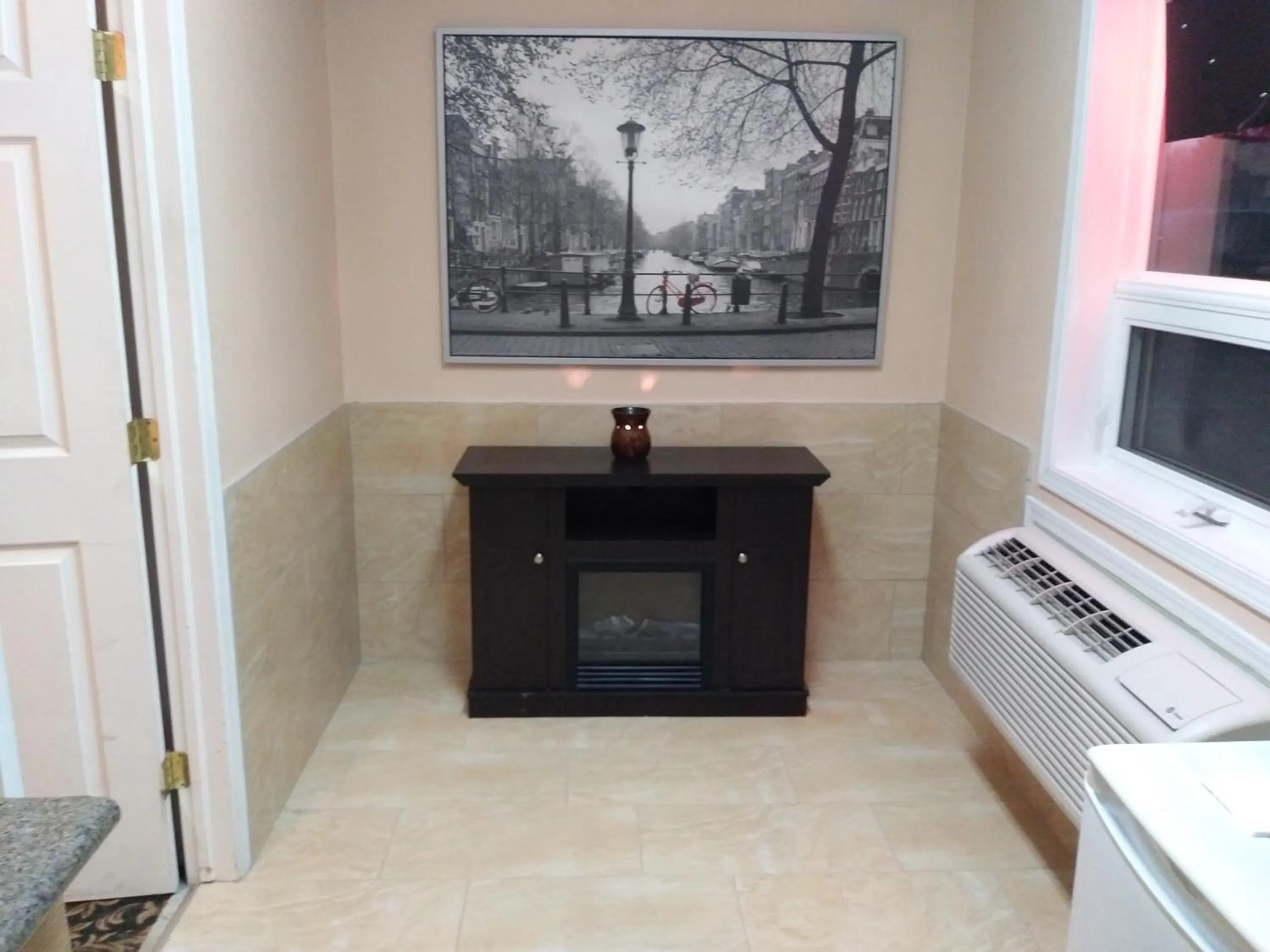 On site in Aries Motel