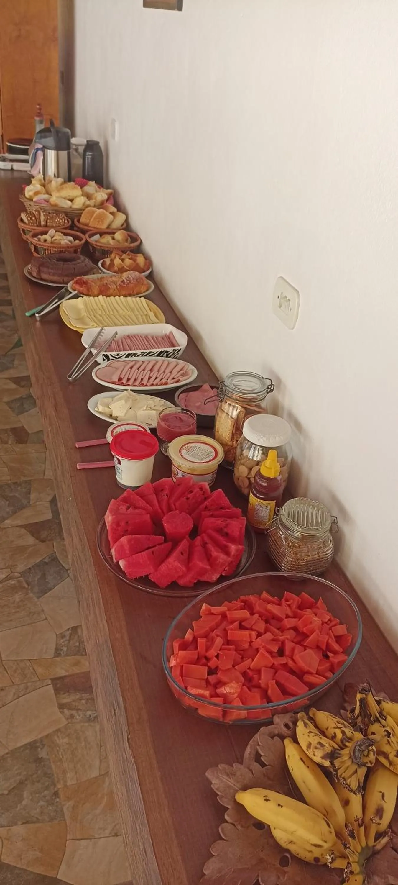 Buffet breakfast in Pousada Alejandro