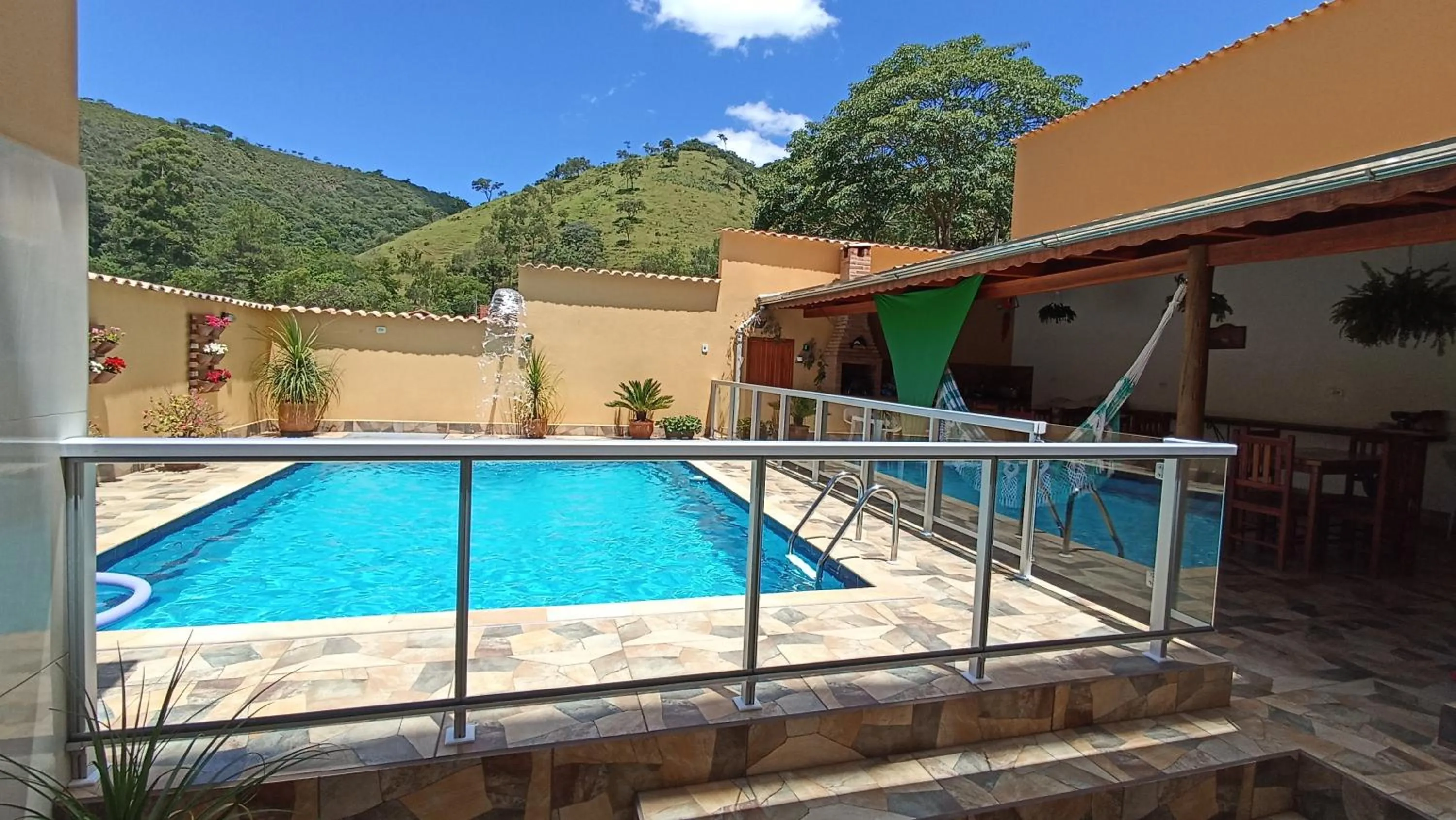 Pool view in Pousada Alejandro