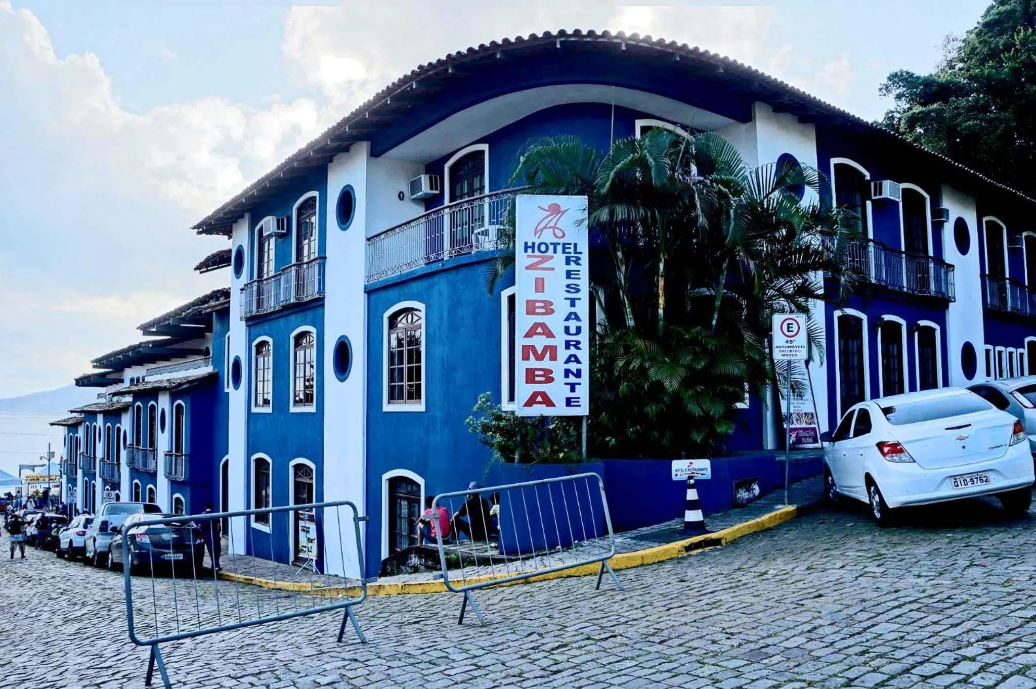 Property building in Hotel Zibamba