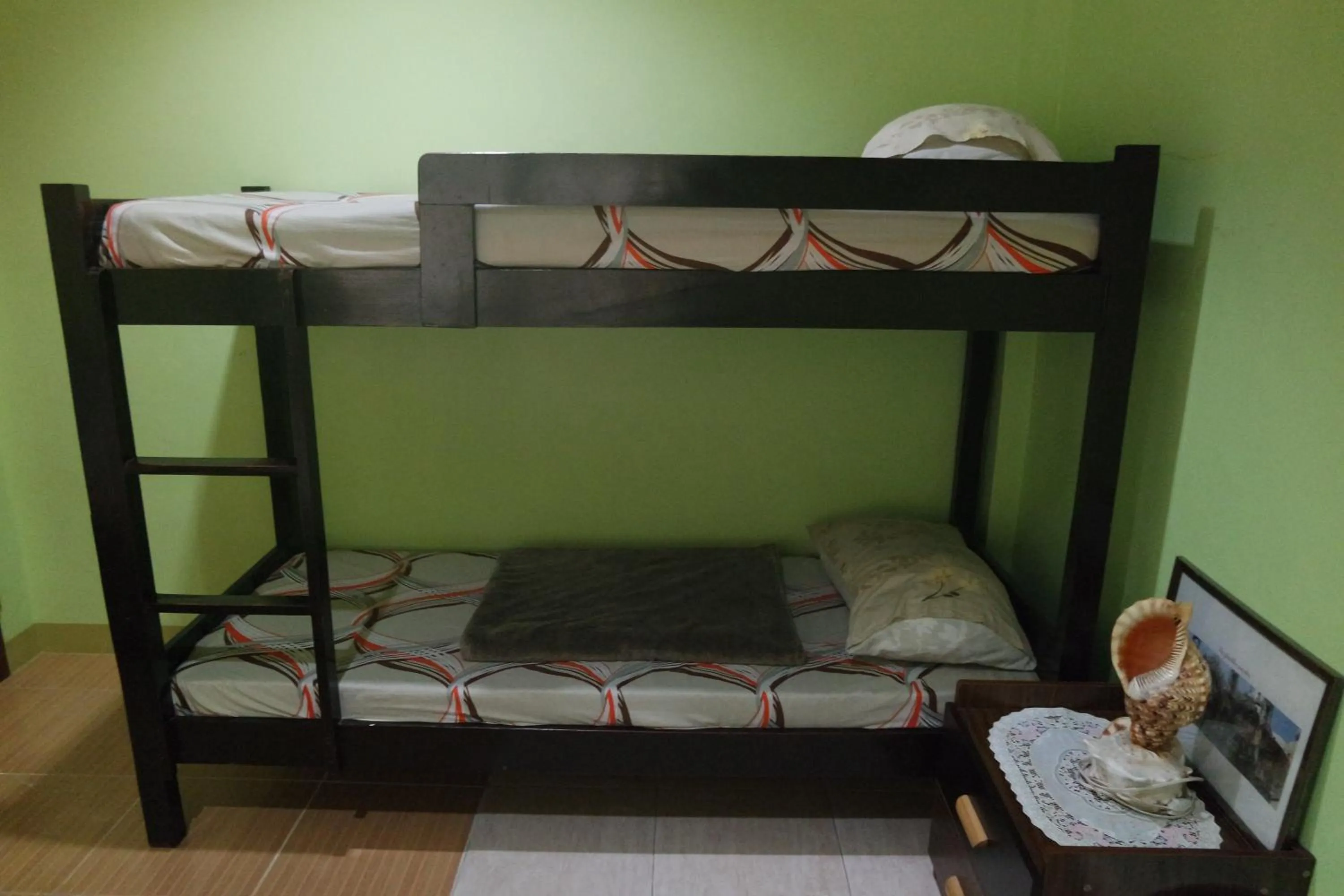 bunk bed, Bed in Yoo C Apartment