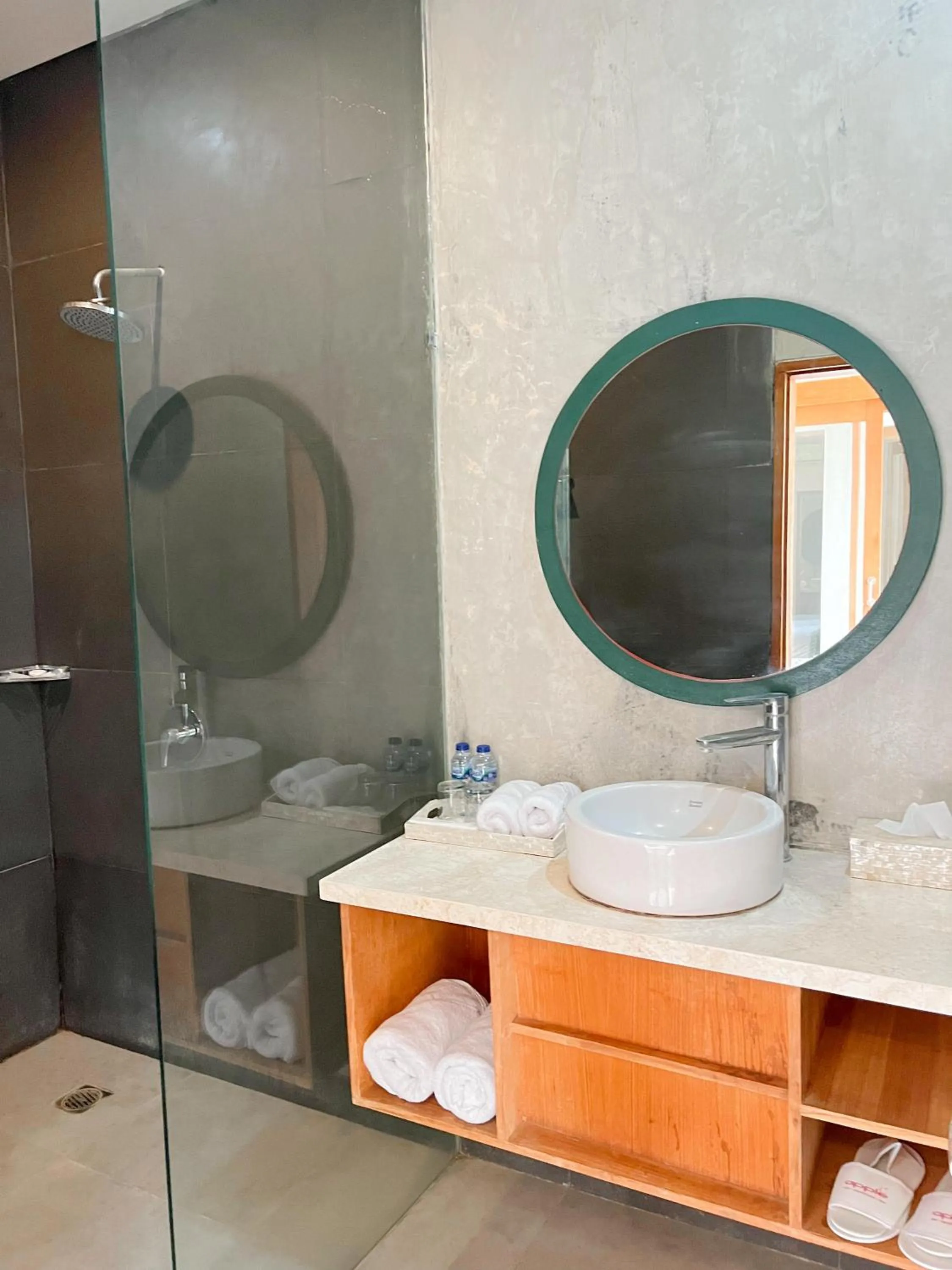 Apple Villa & Suite Seminyak