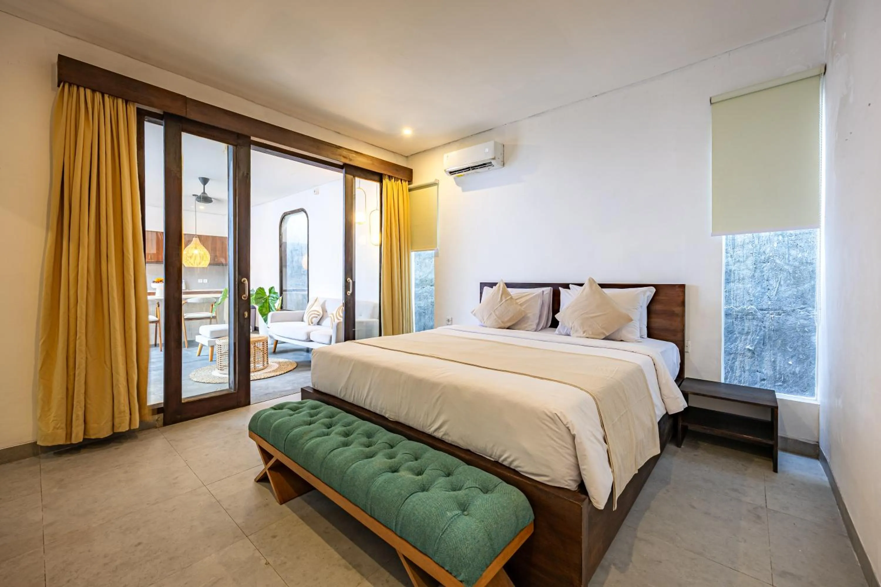 Bed in Apple Villa & Suite Seminyak