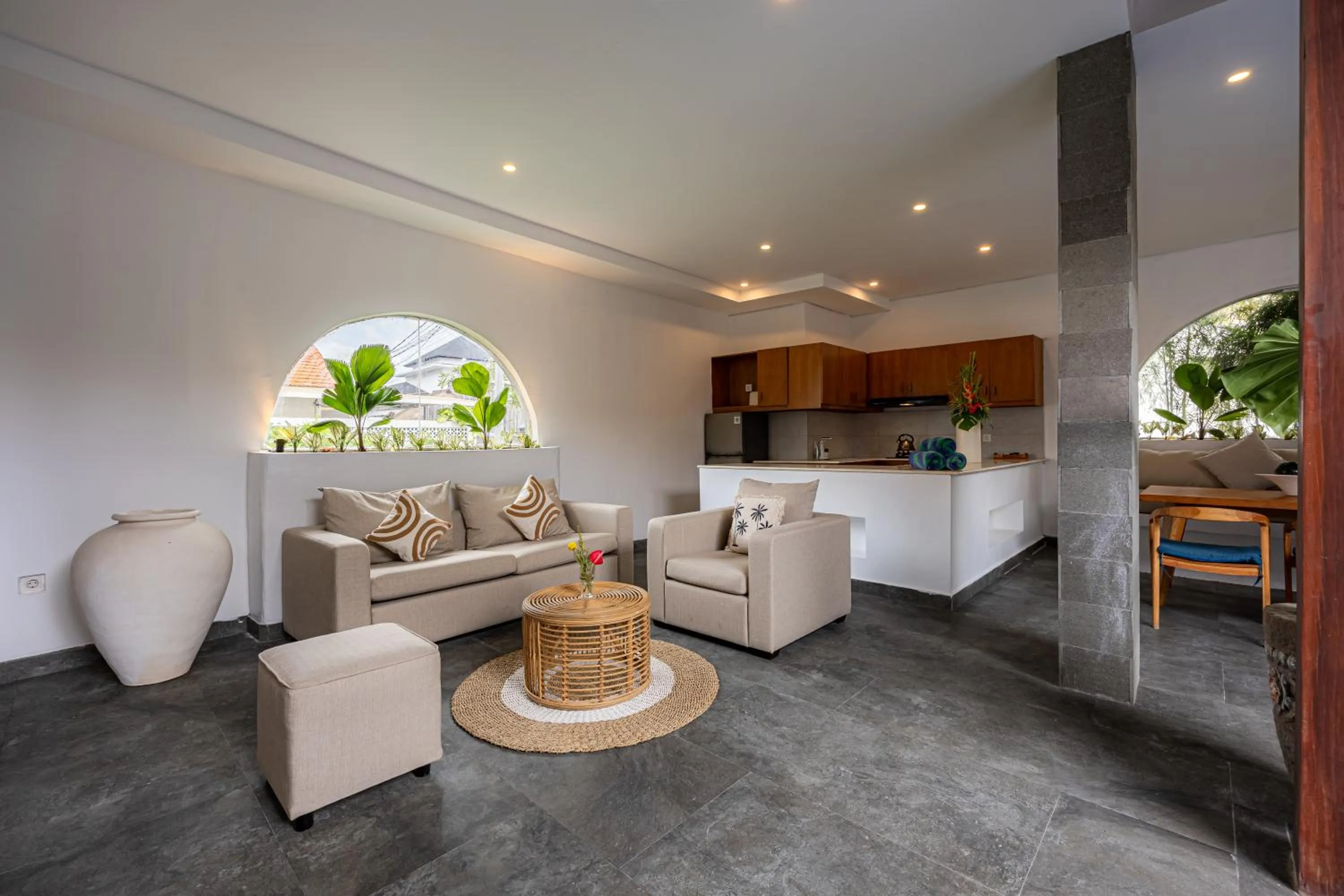 Apple Villa & Suite Seminyak