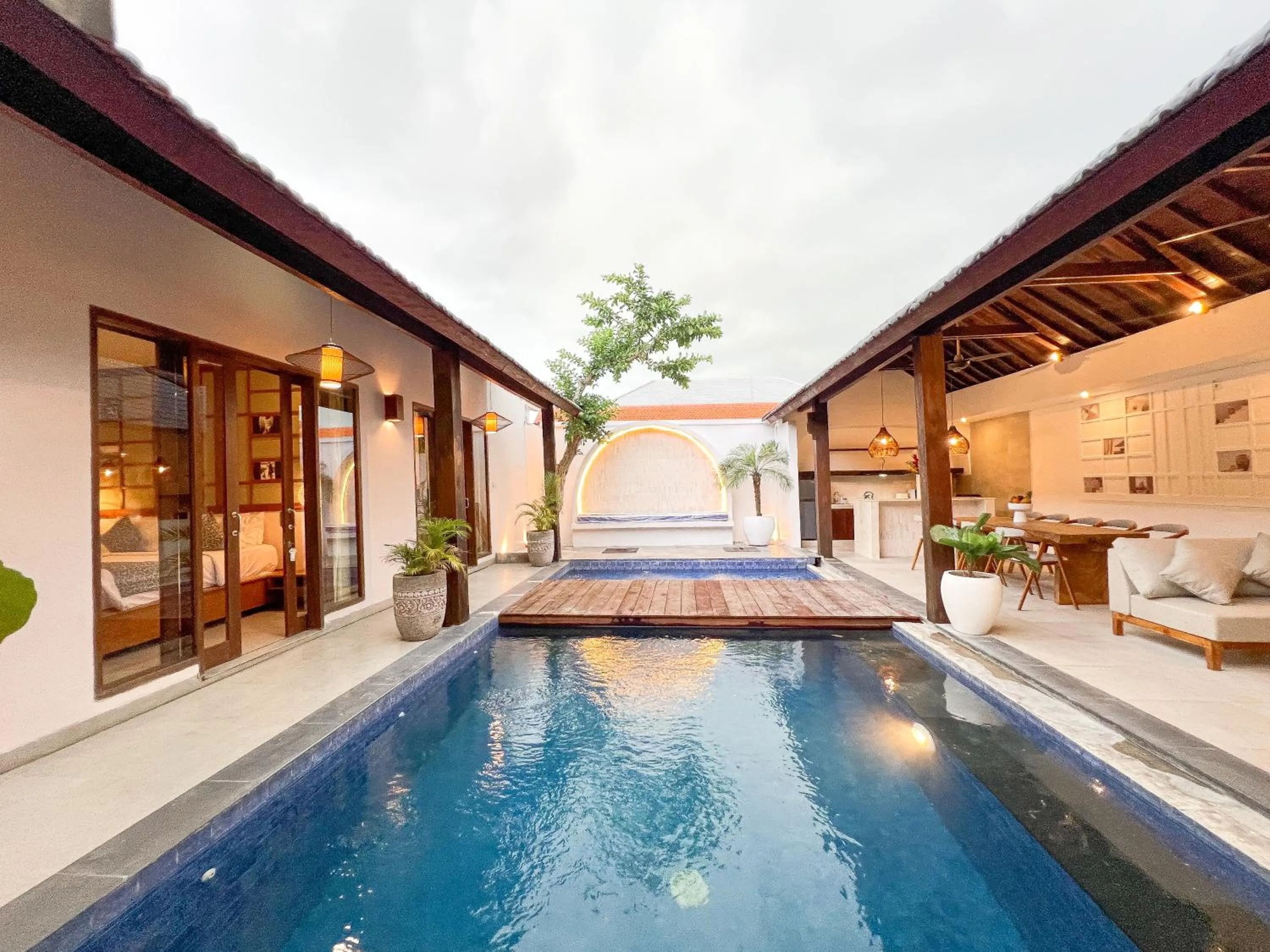 Apple Villa & Suite Seminyak