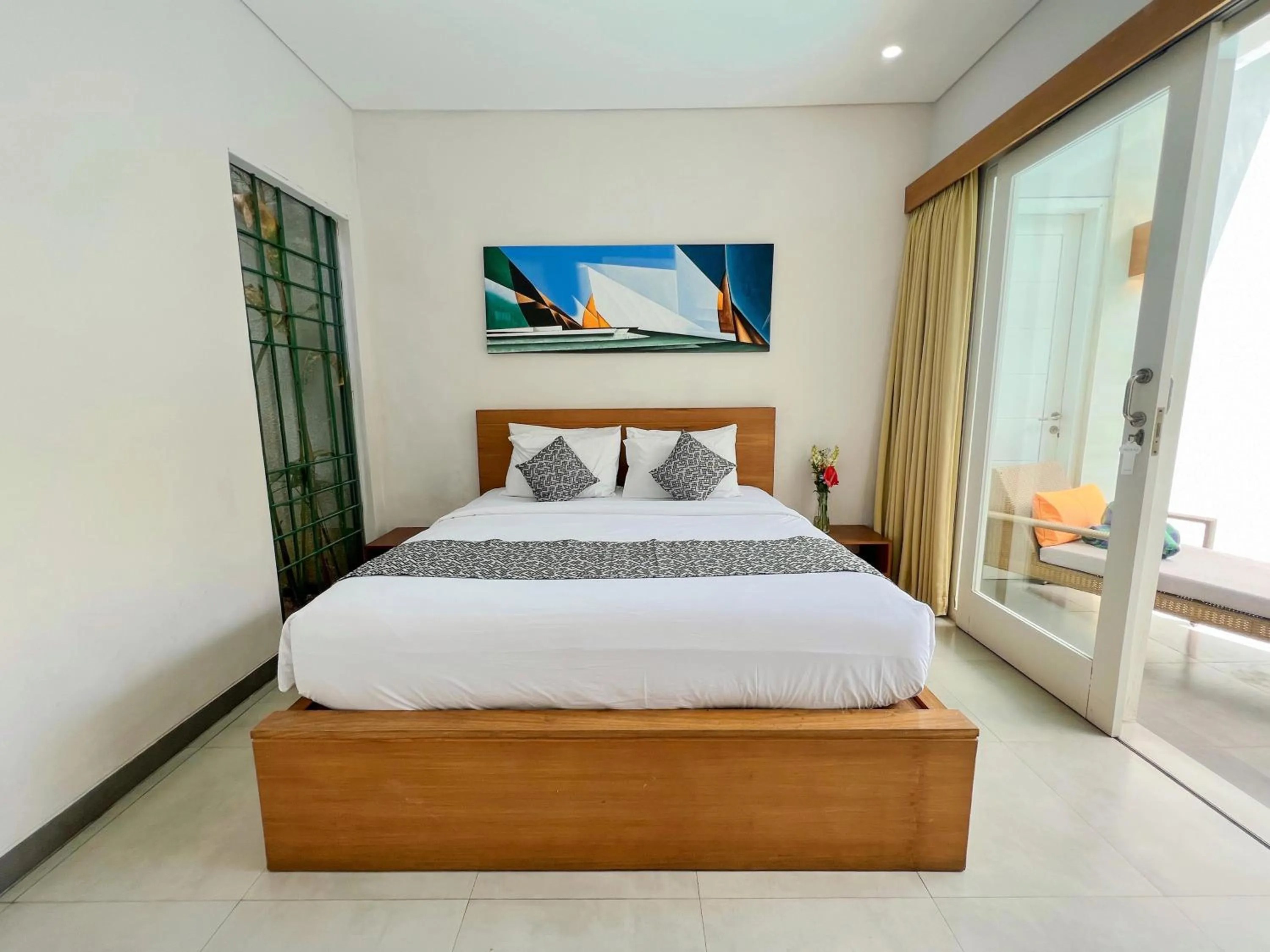 Bed in Apple Villa & Suite Seminyak