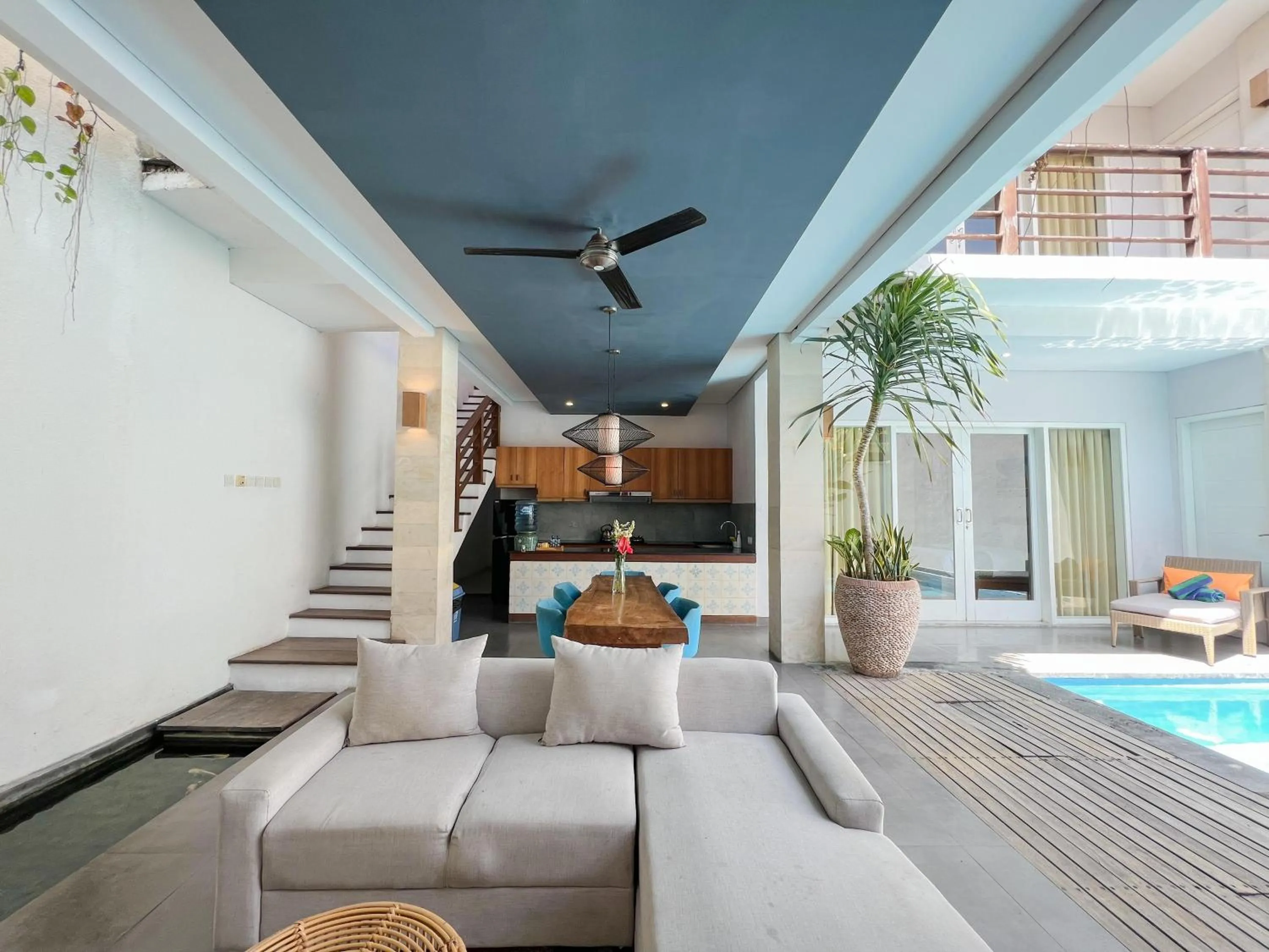 Apple Villa & Suite Seminyak