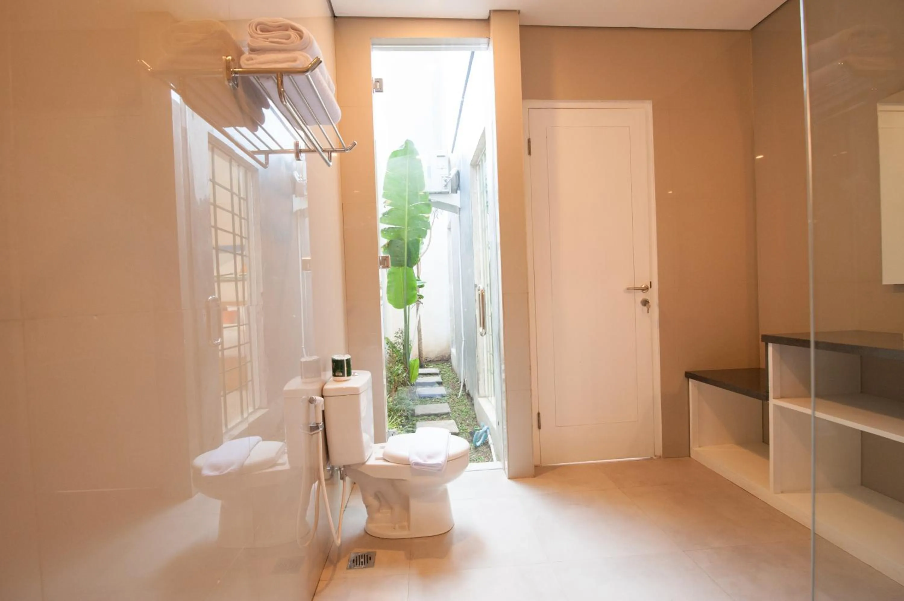 Bathroom in Apple Villa & Suite Seminyak