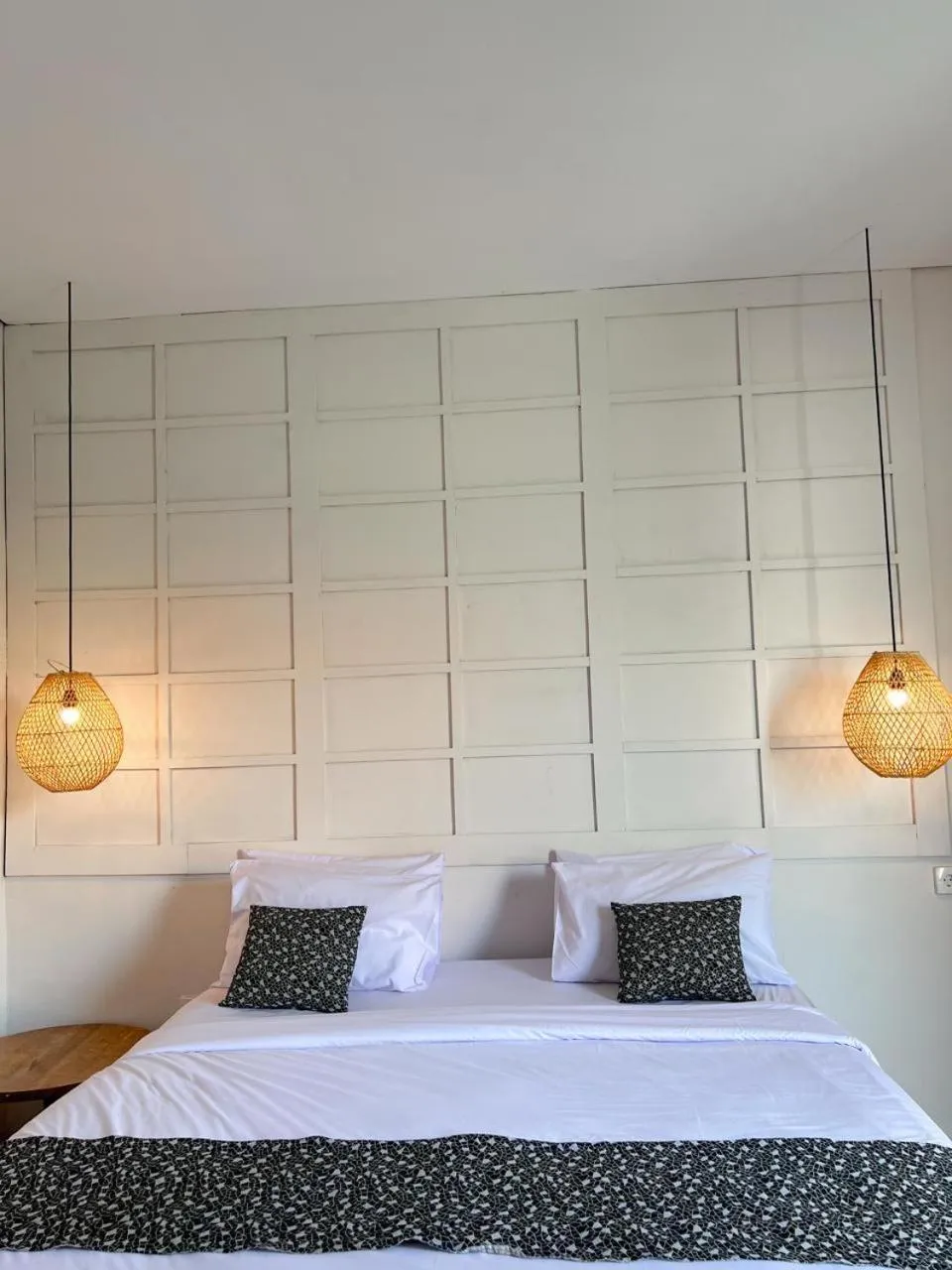 Bed in Apple Villa & Suite Seminyak