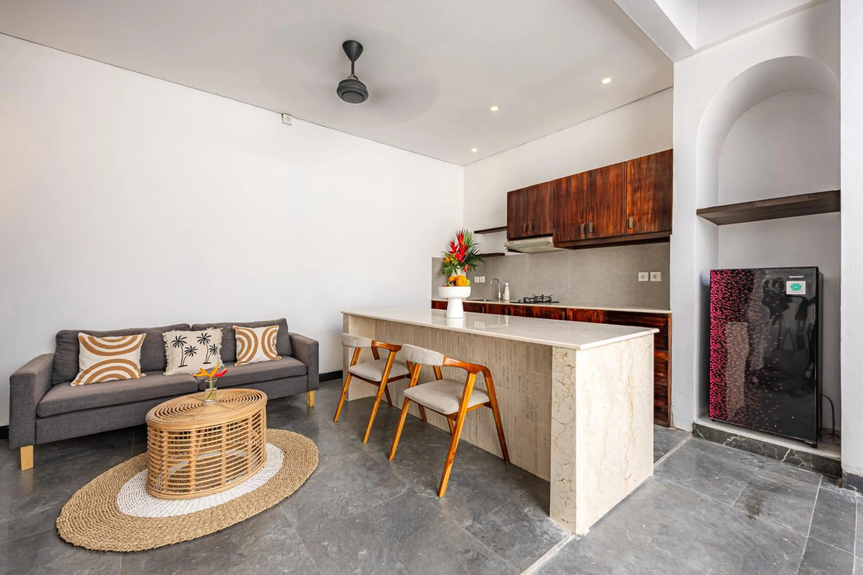 Apple Villa & Suite Seminyak