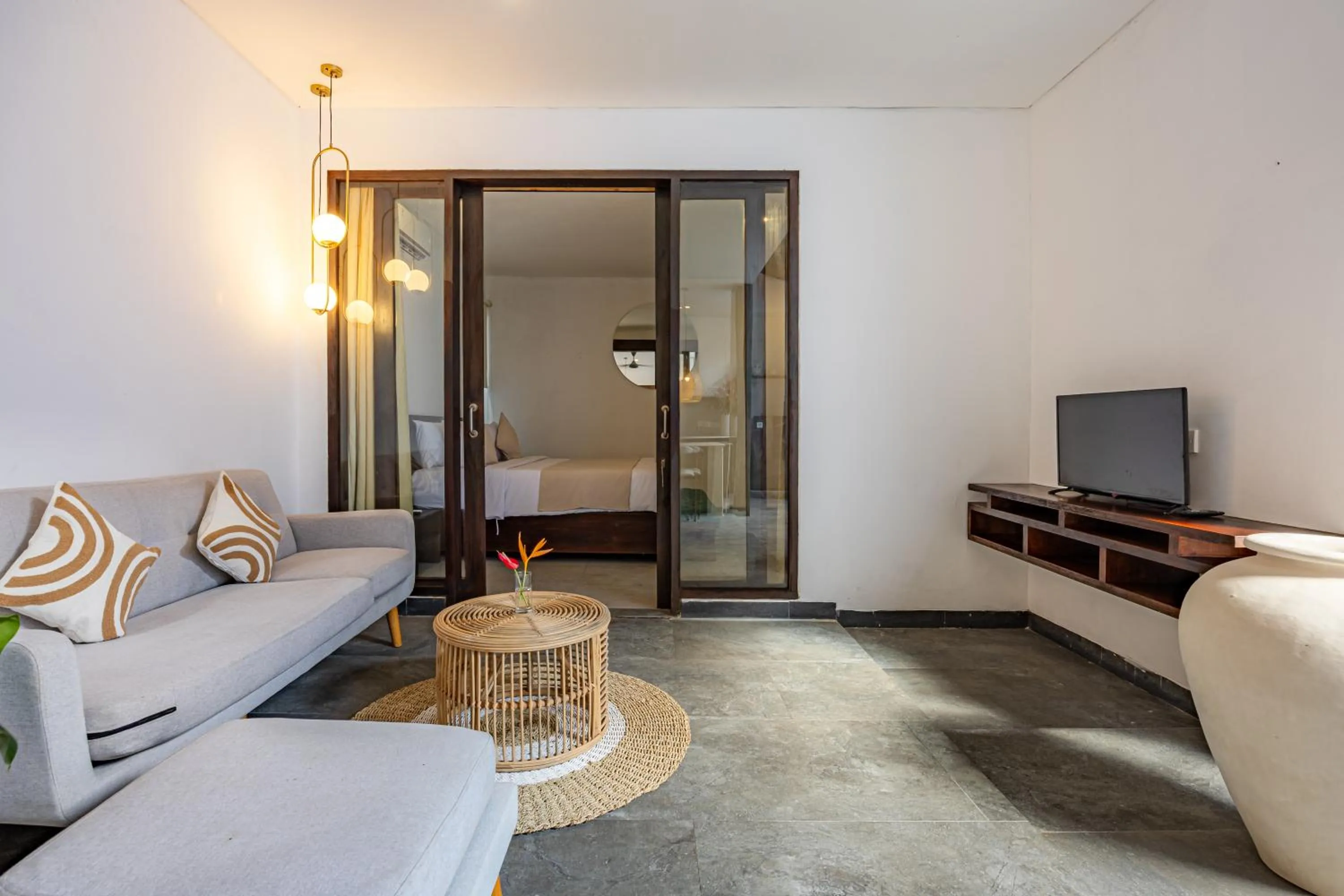 Apple Villa & Suite Seminyak