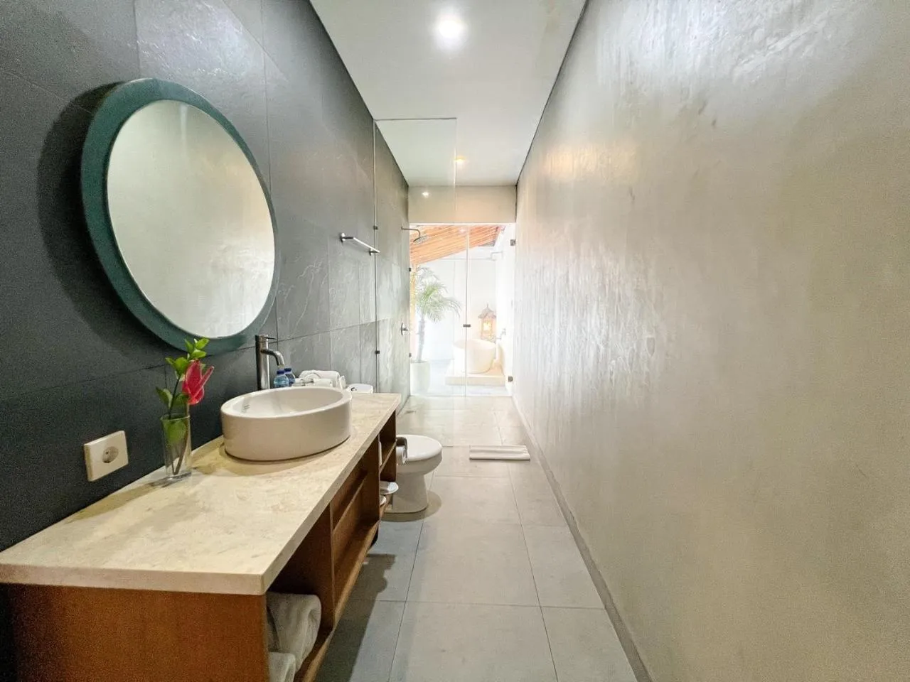 Apple Villa & Suite Seminyak