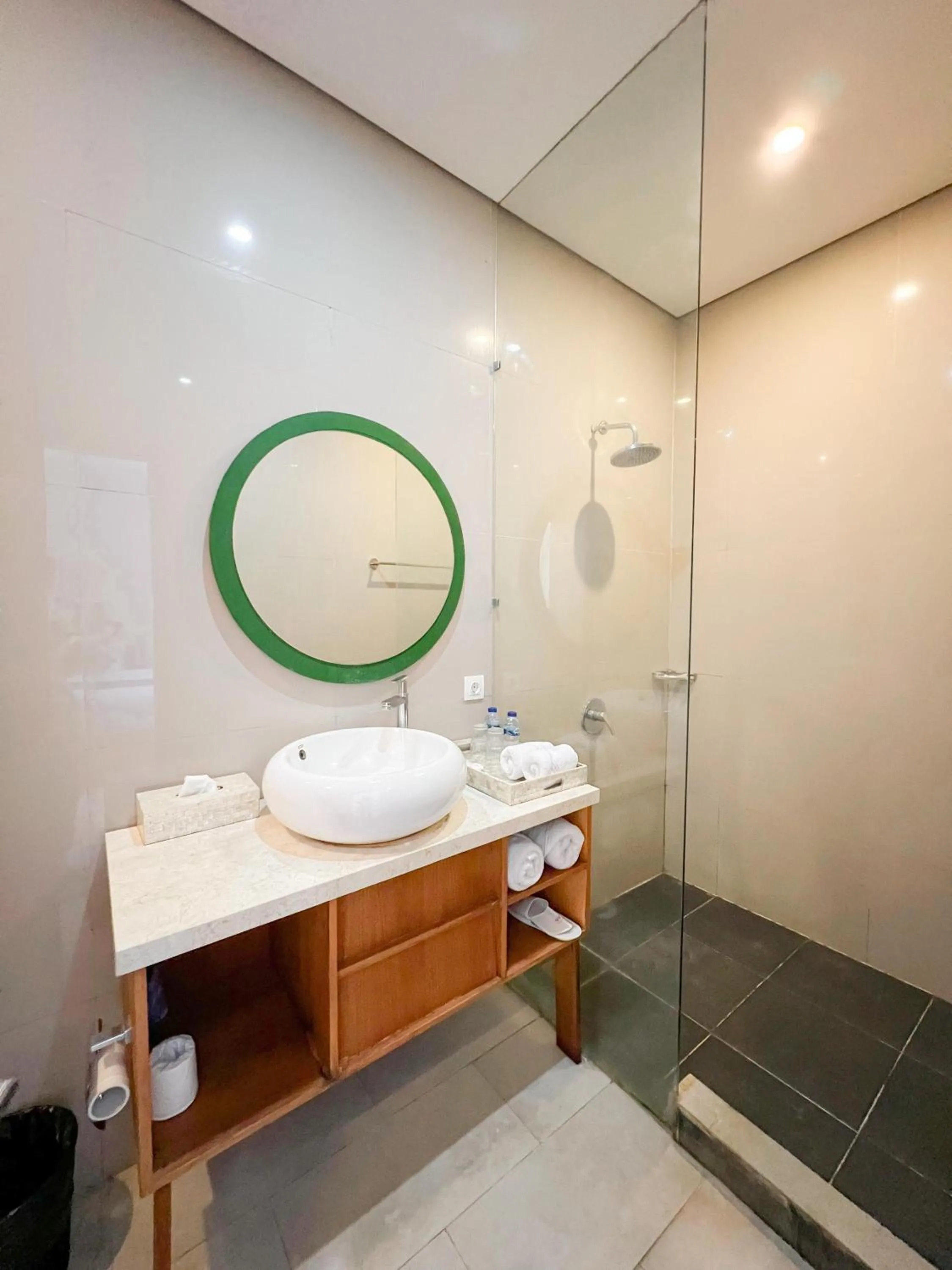 Apple Villa & Suite Seminyak