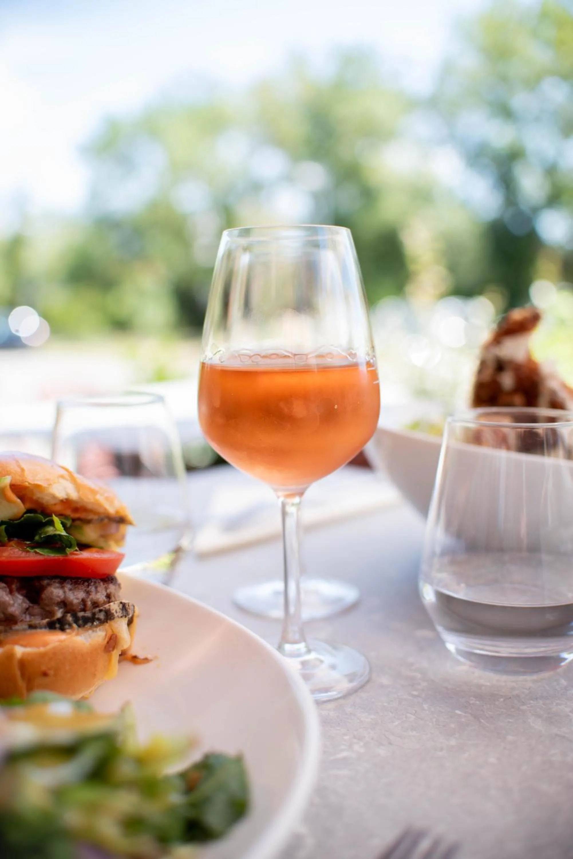 Restaurant/places to eat in Hotel du Parc Euromédecine by AKENA