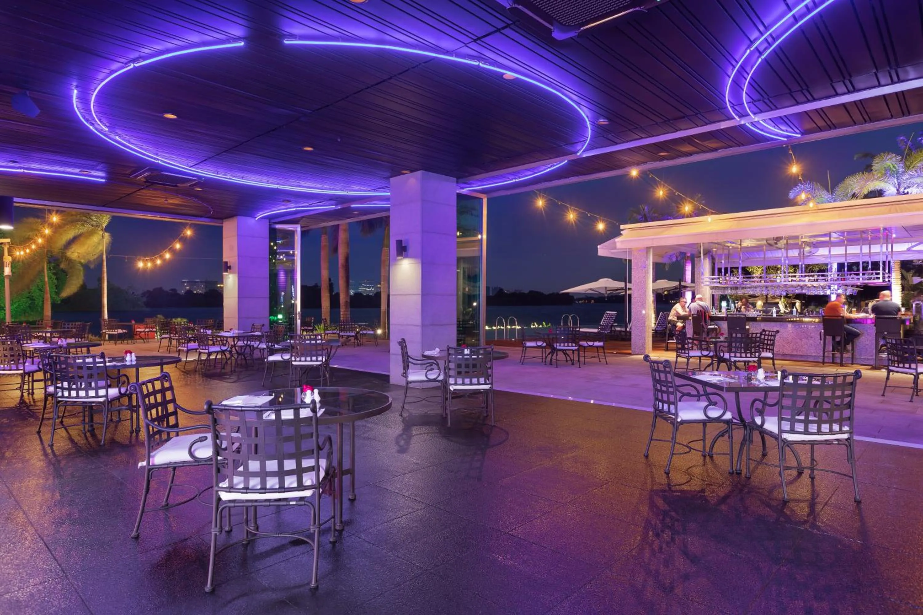 Restaurant/places to eat in LOTTE Hotel Yangon