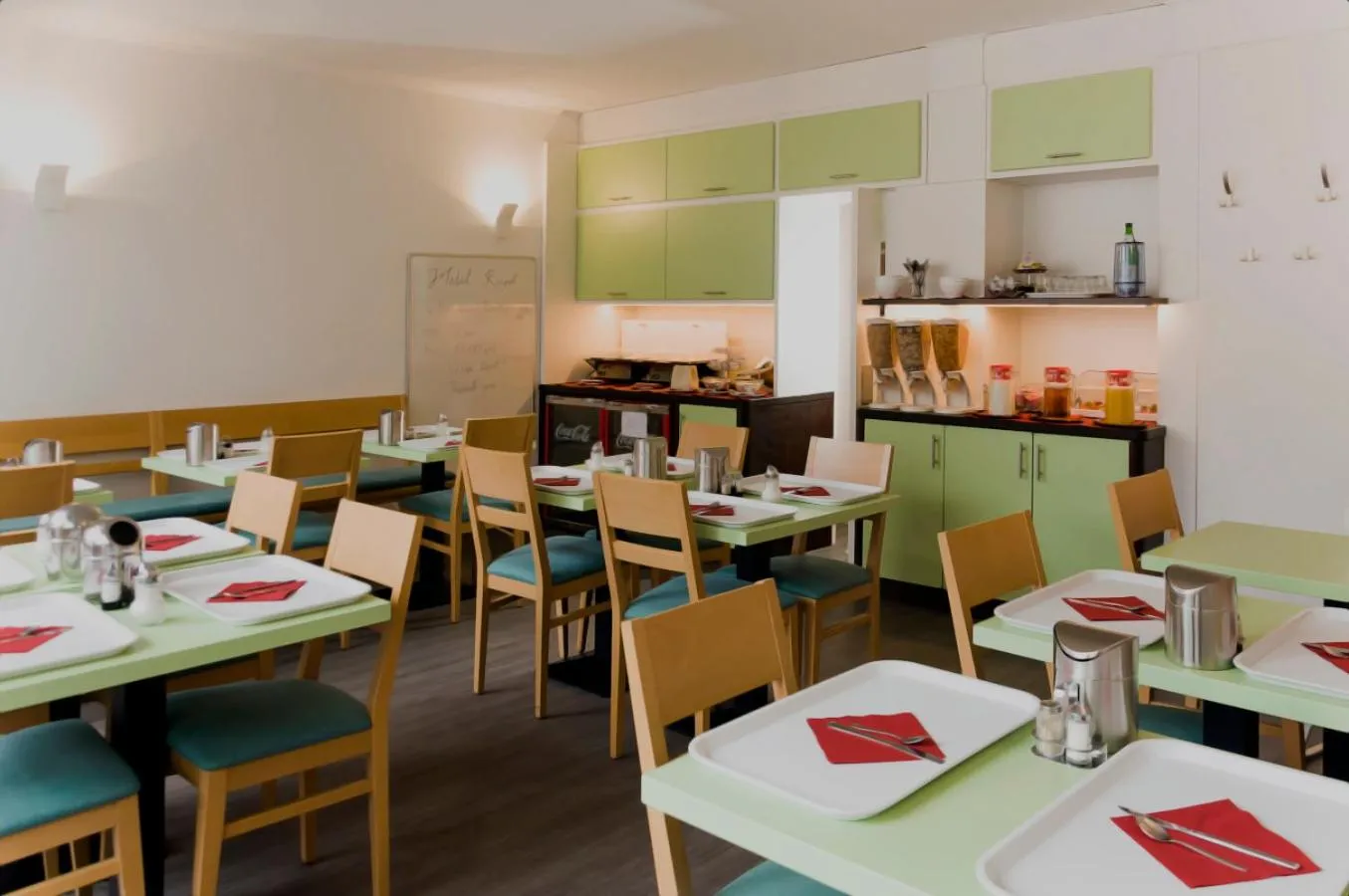 Buffet breakfast in Hotel Royal