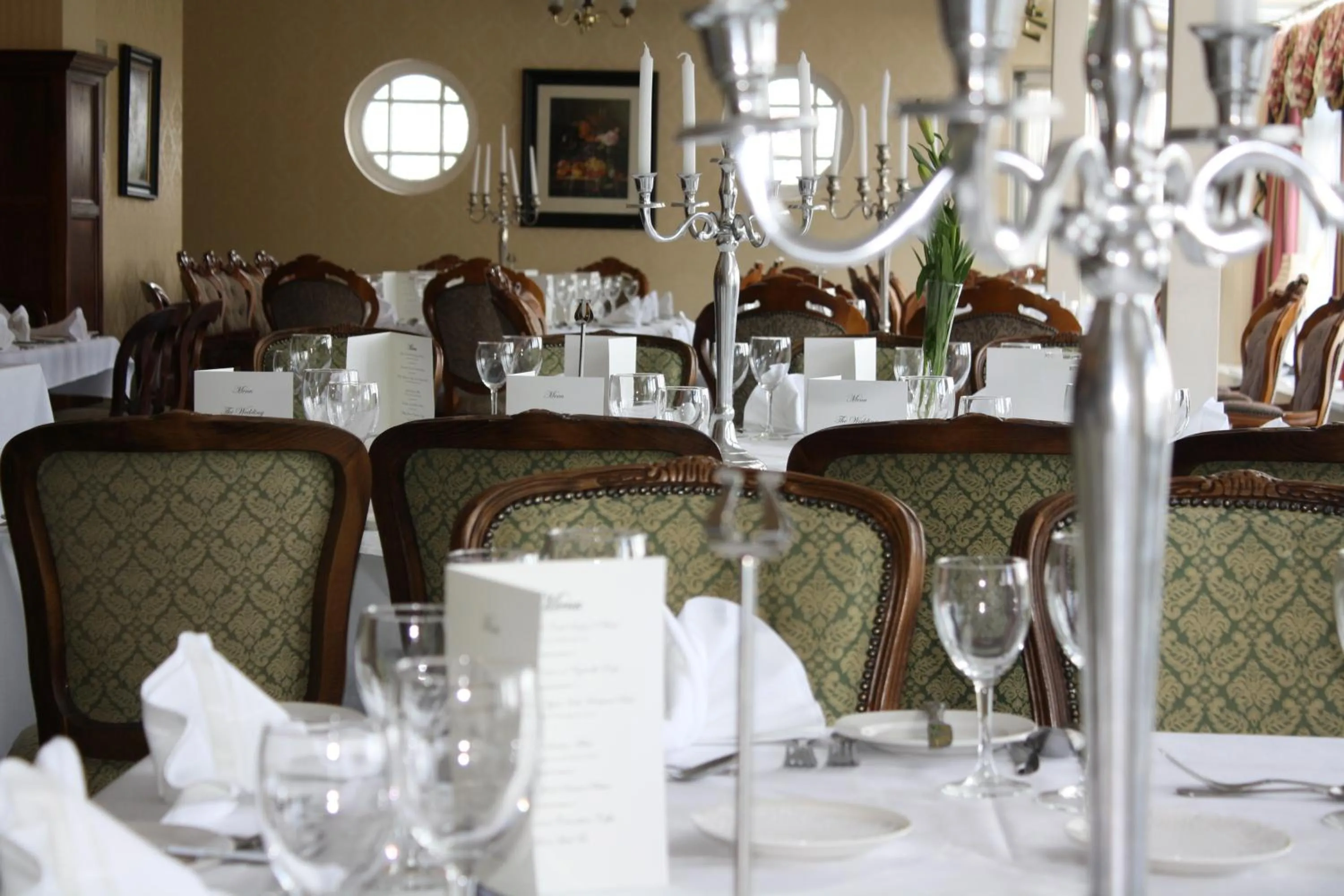 Restaurant/places to eat in Sandhouse Hotel