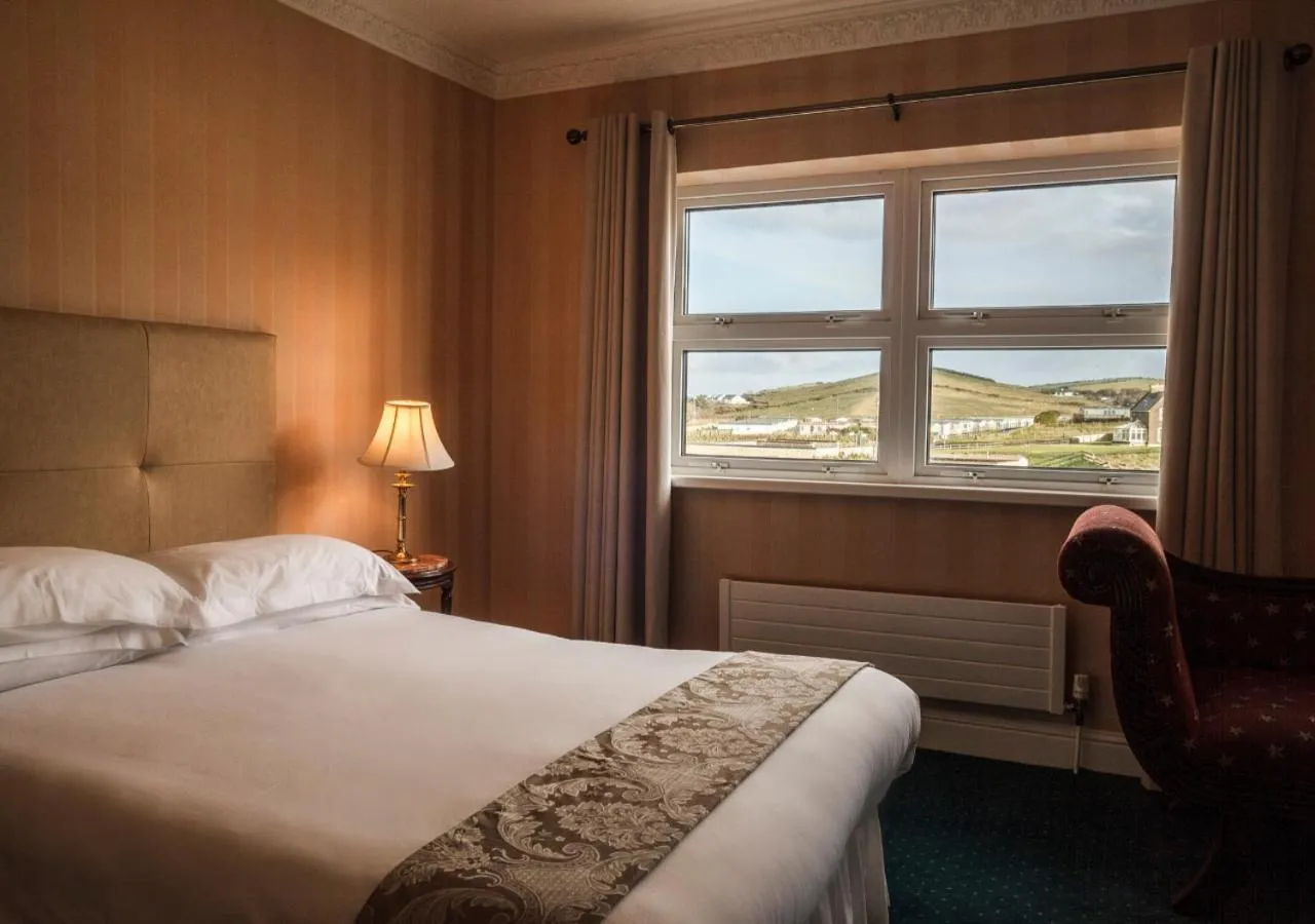 Bedroom, Bed in Sandhouse Hotel