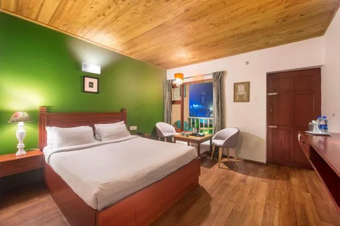 Bed in Villa Retreat - Boutique Hotel