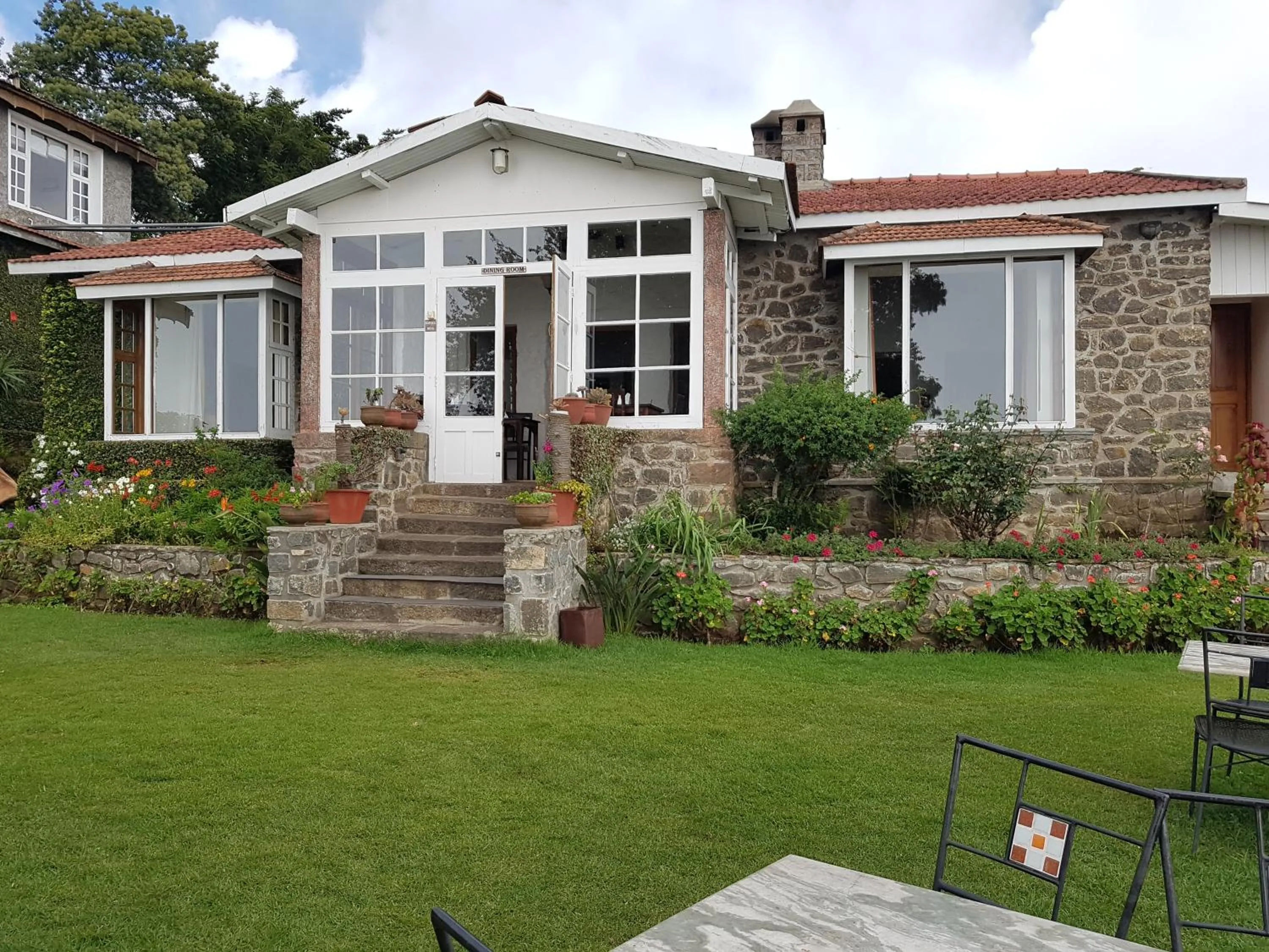 Property building in Villa Retreat - Boutique Hotel