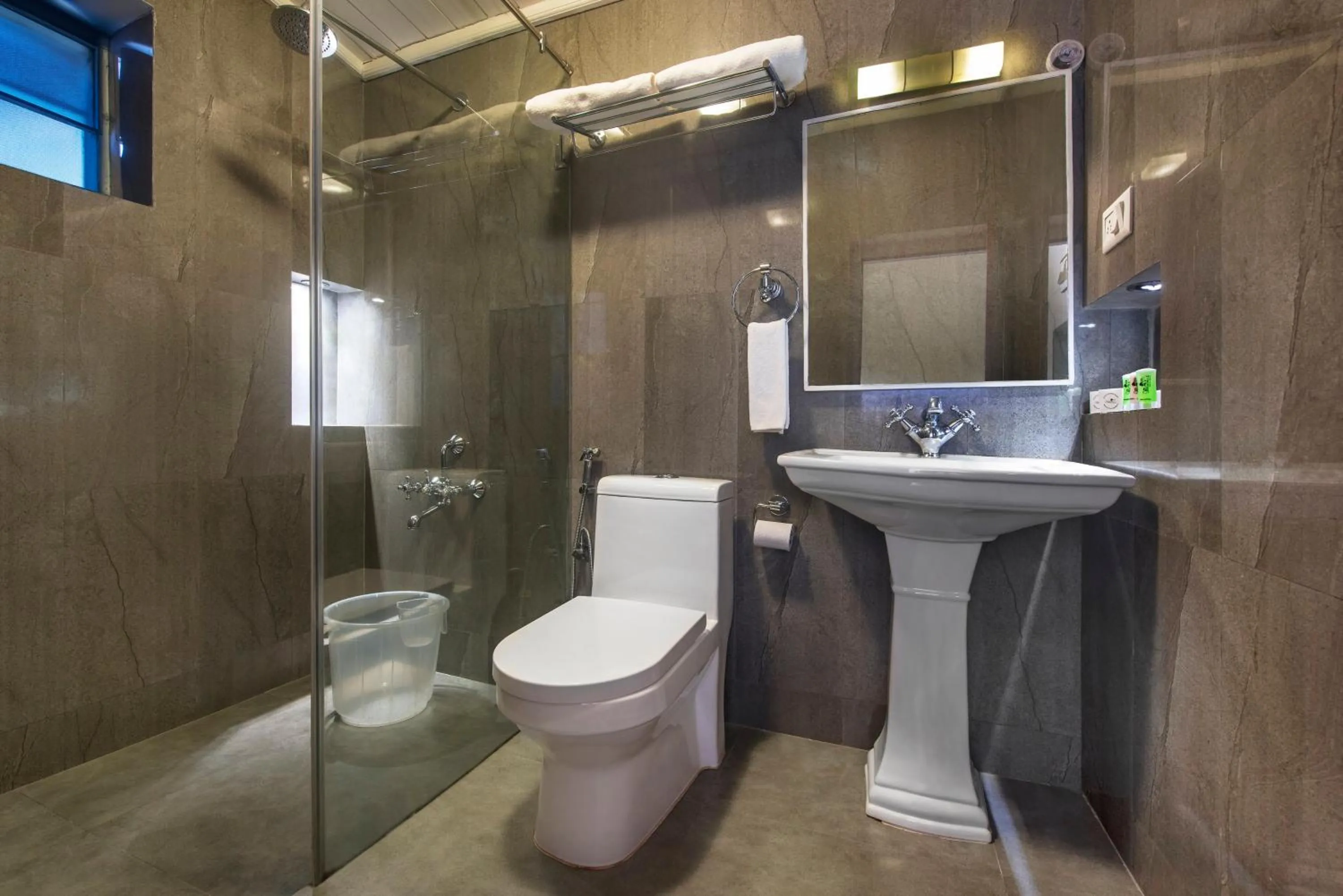 Bathroom in Villa Retreat - Boutique Hotel