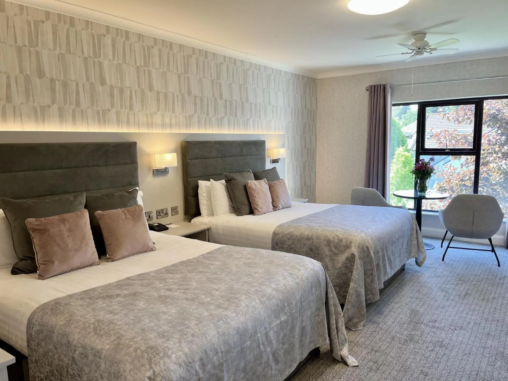 Bed in Mill Park Hotel