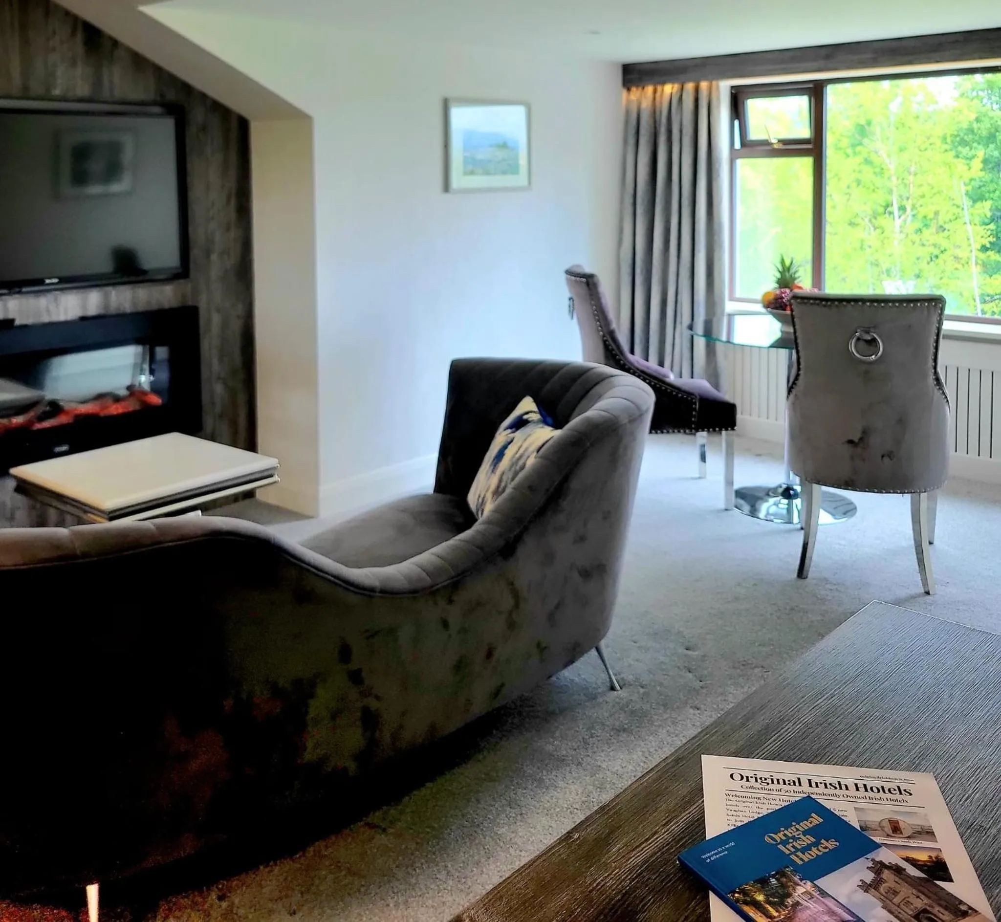 TV and multimedia in Mill Park Hotel