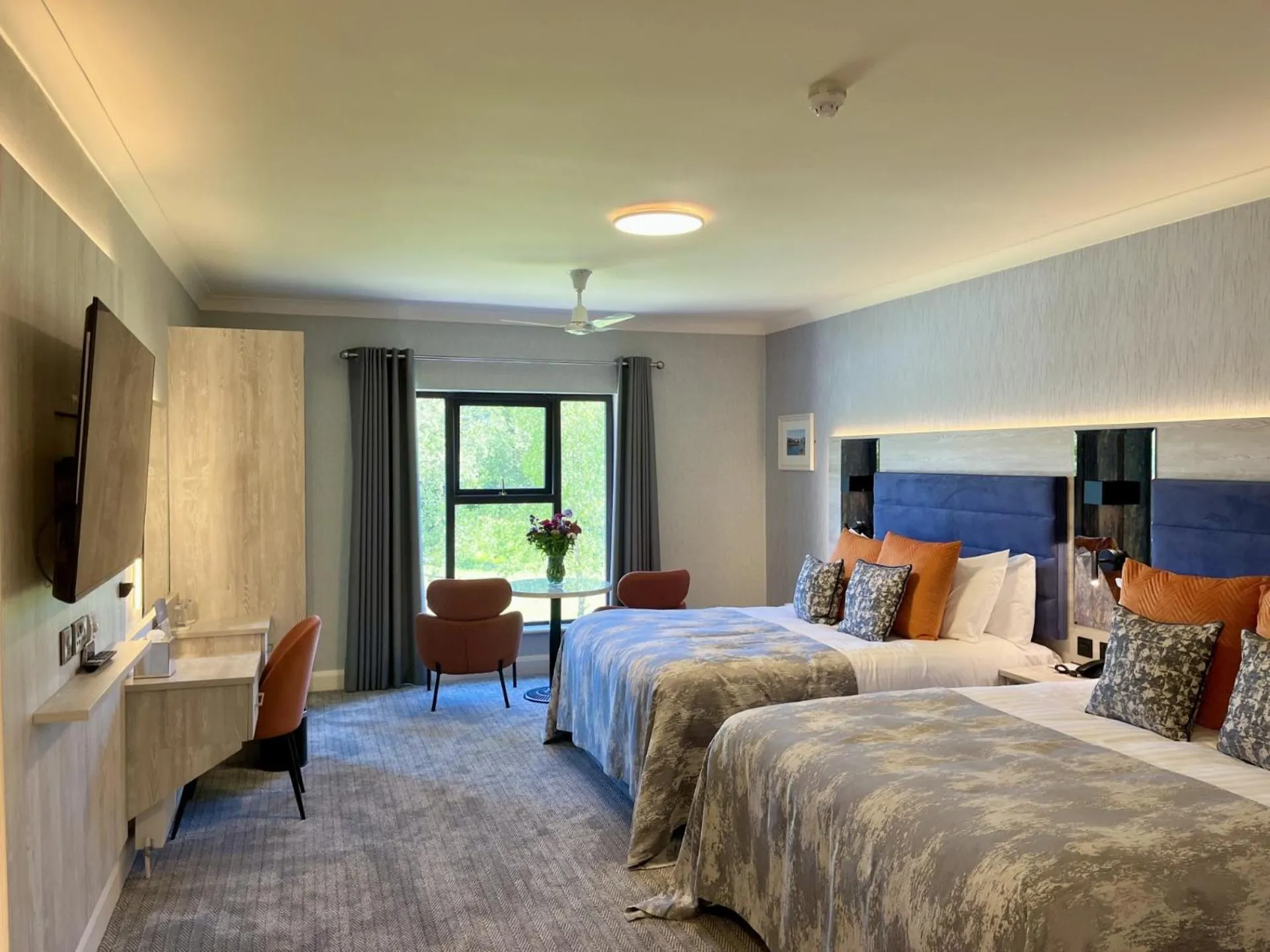 Bed in Mill Park Hotel