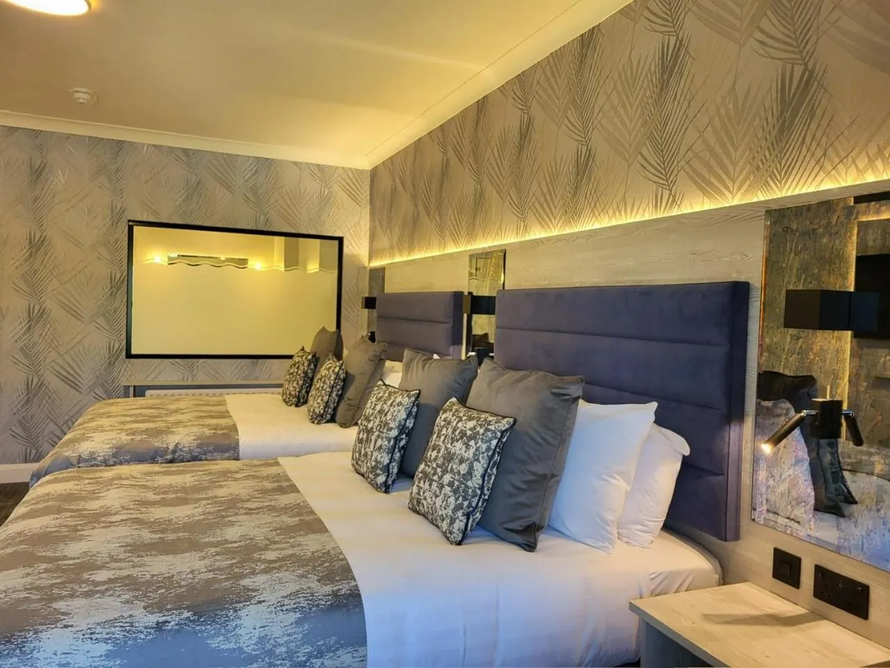 Bed in Mill Park Hotel