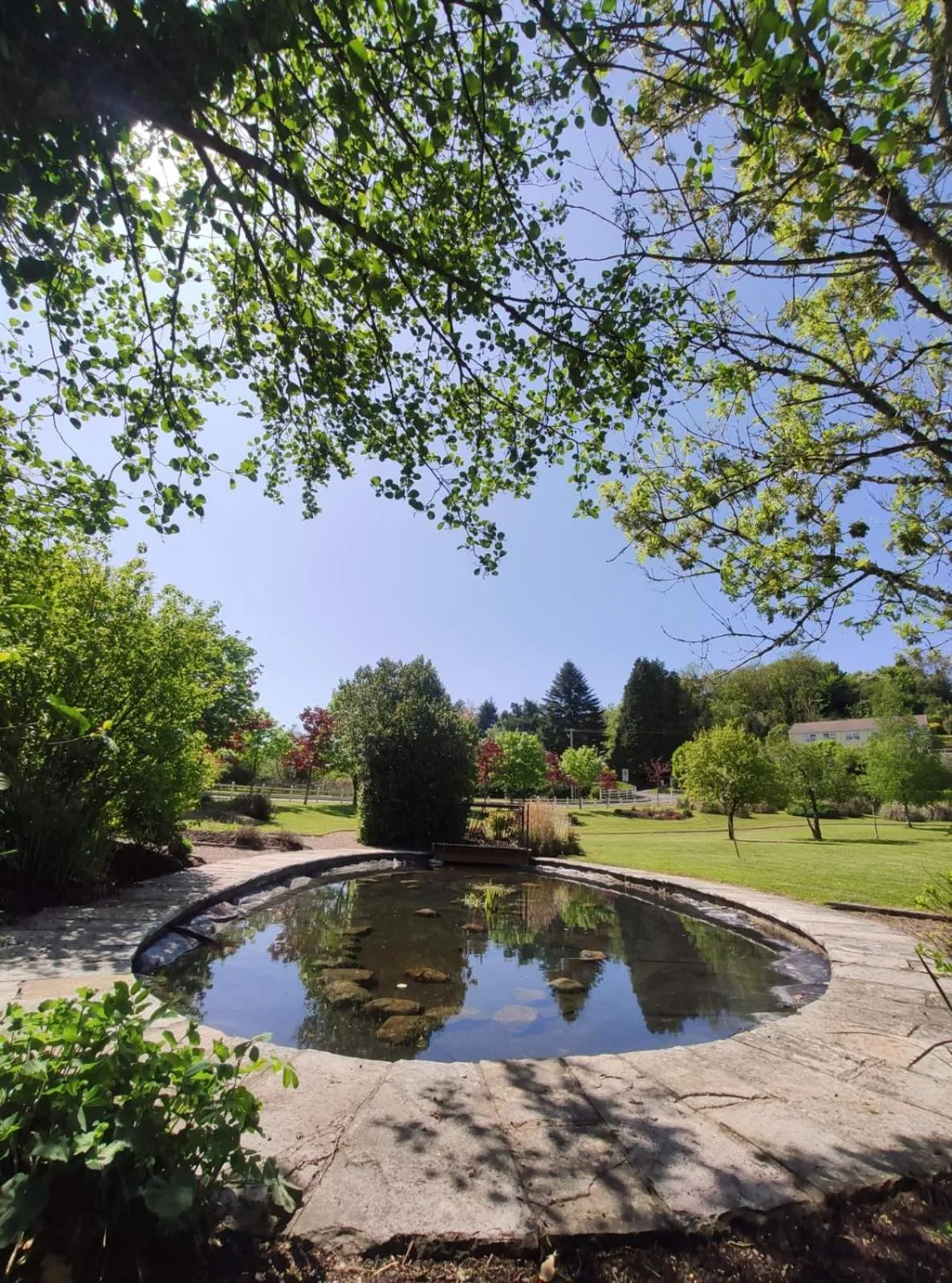 Property building in Mill Park Hotel