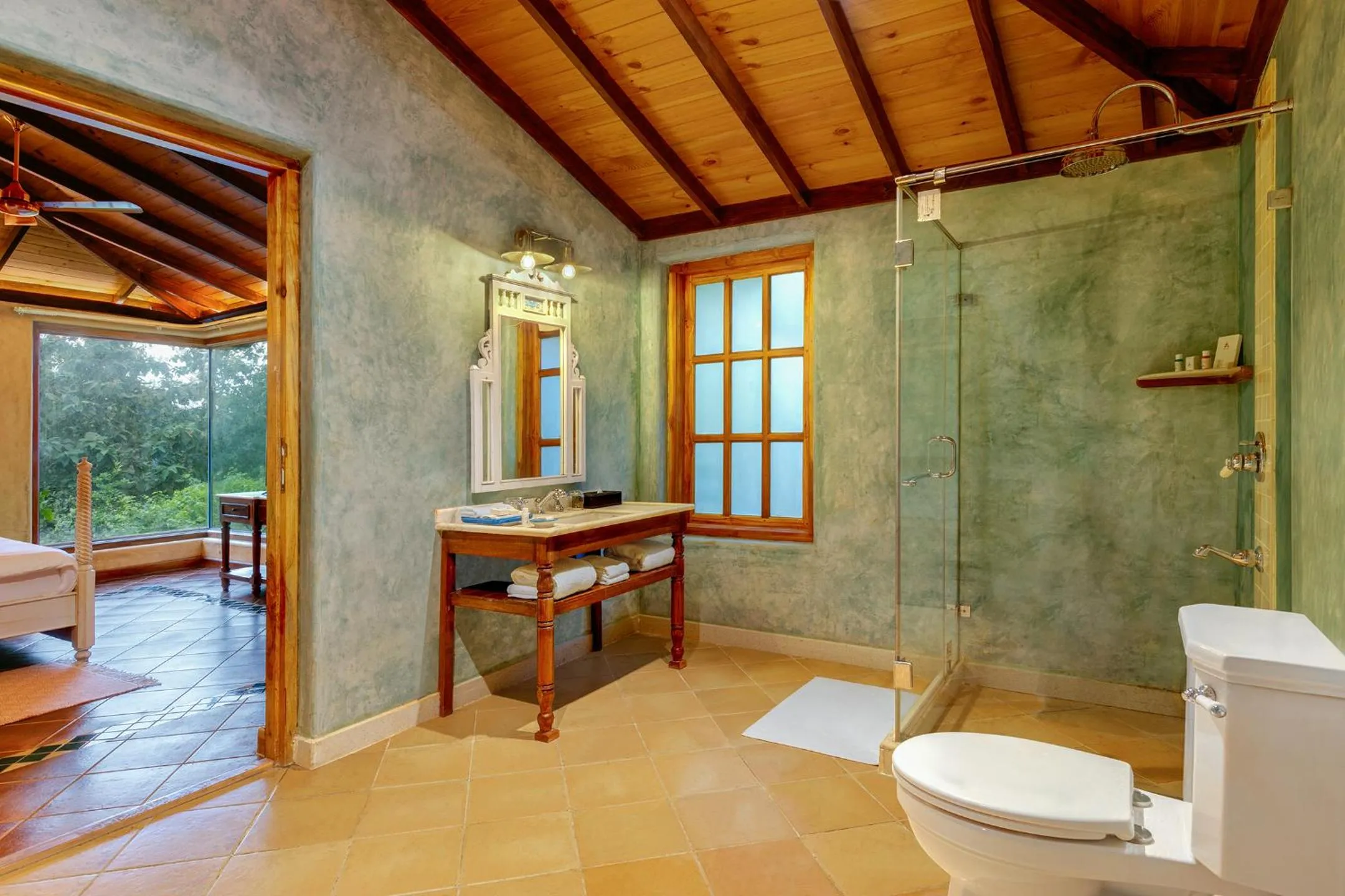 Bathroom in Amritara Aura Resort & Spa
