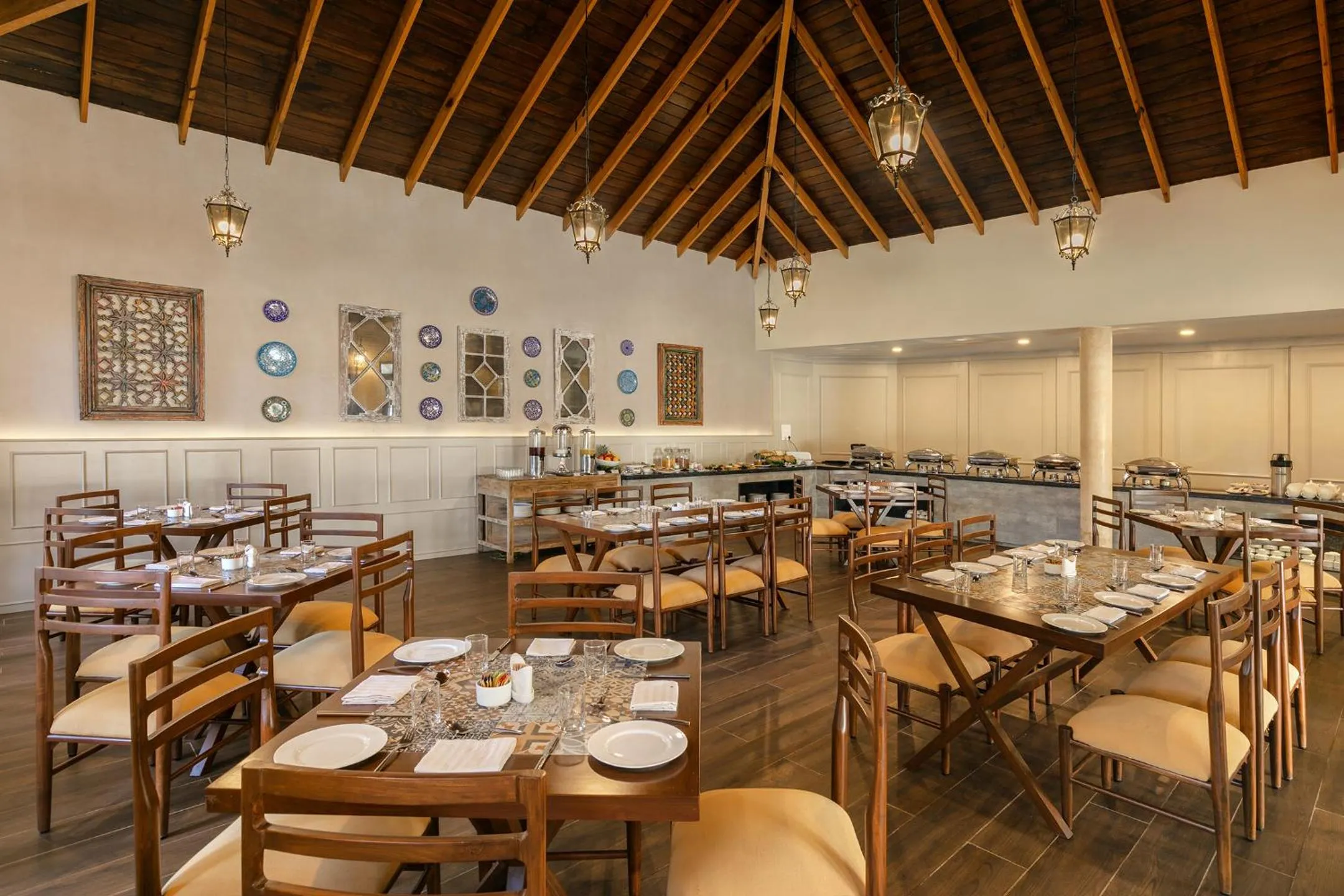 Restaurant/places to eat in Amritara Aura Resort & Spa